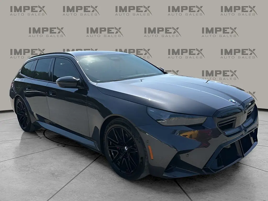 2025 BMW M5
