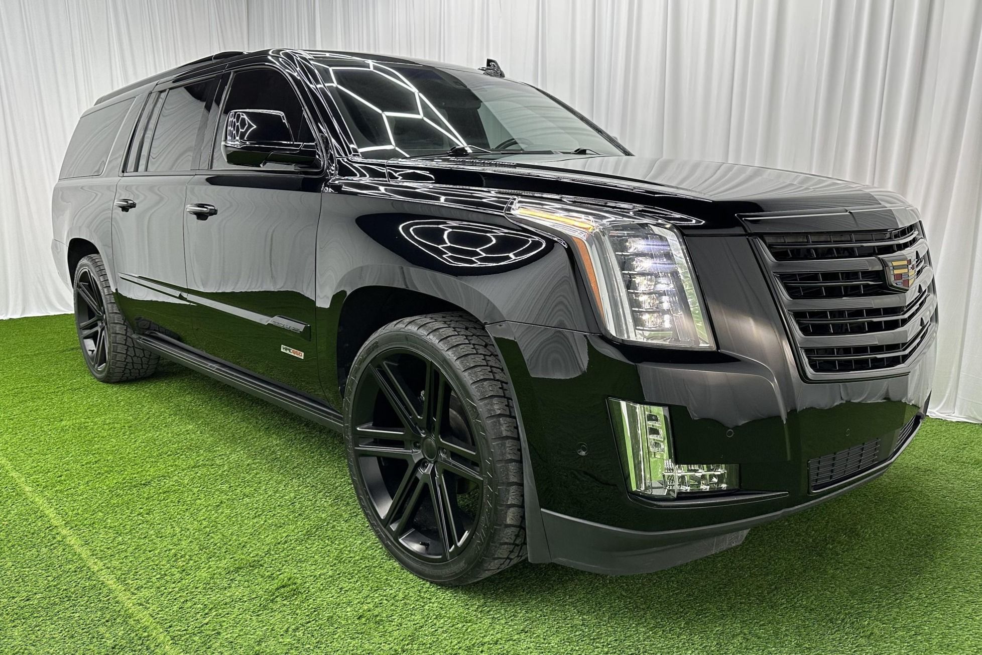 2019 Cadillac Escalade Platinum