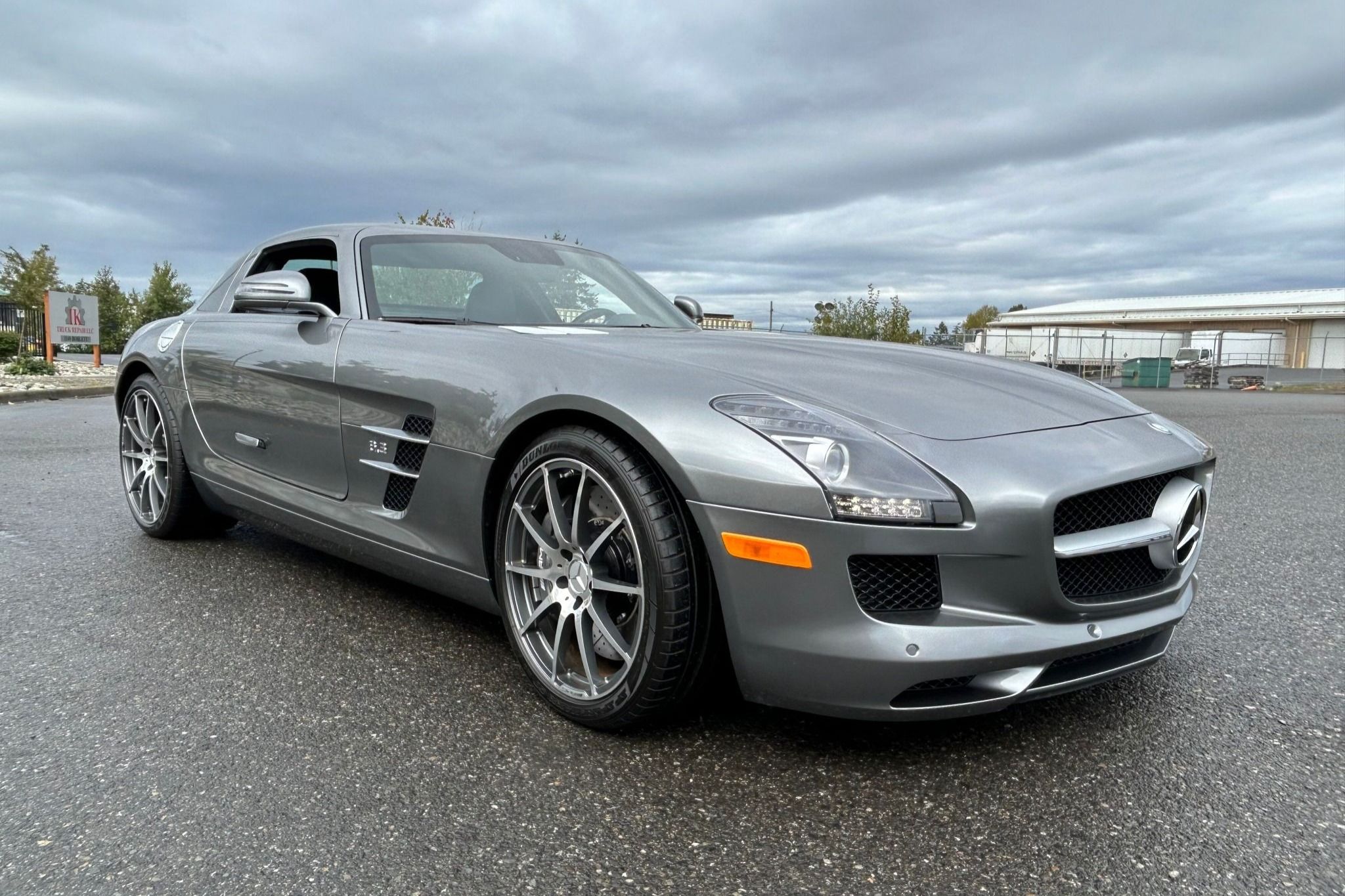 2012 Mercedes-Benz SLS AMG Coupe