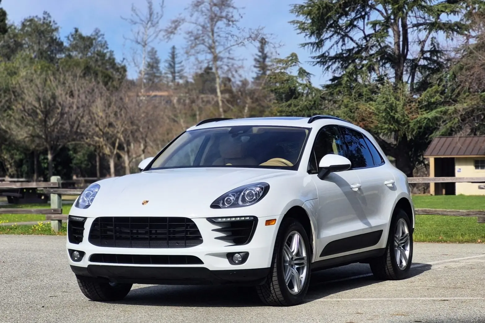 2015 Porsche Macan S
