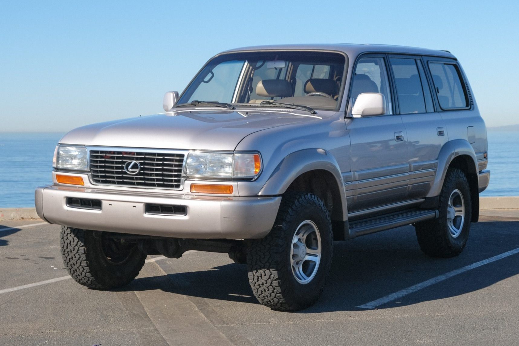 1996 Lexus LX