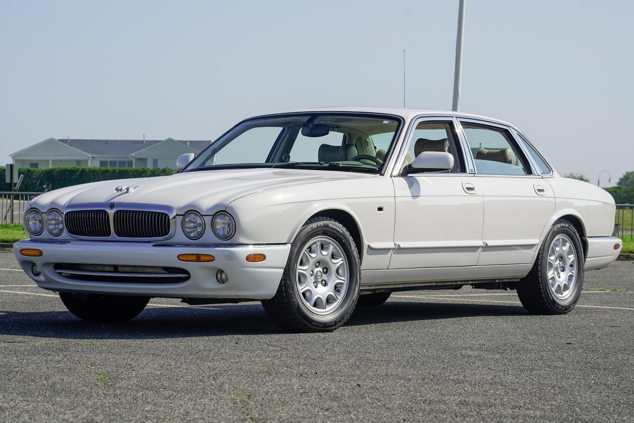 2001 Jaguar XJ