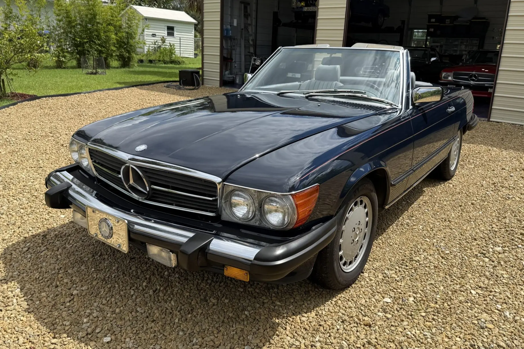 1989 Mercedes-Benz SL-Class 560SL