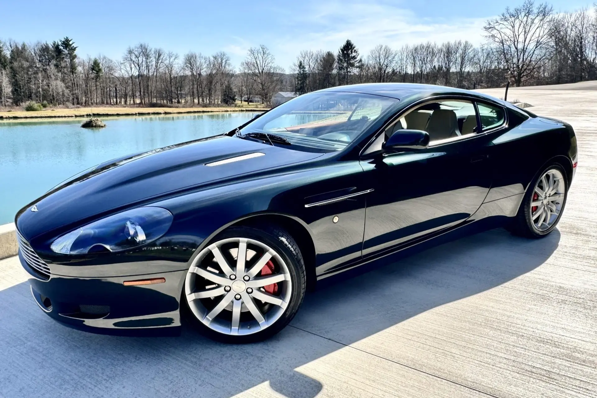 2005 Aston Martin DB9 Coupe