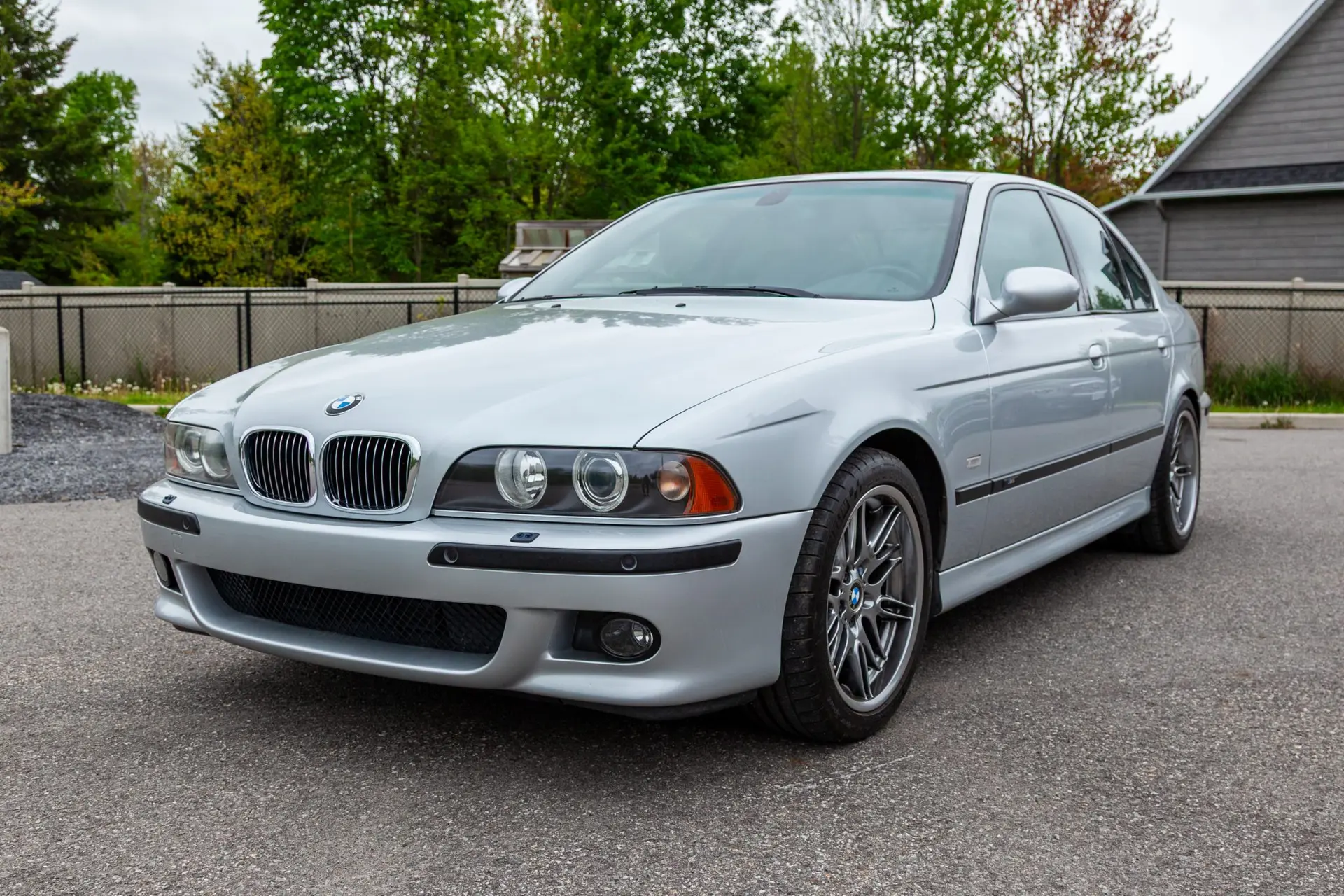 2003 BMW M5