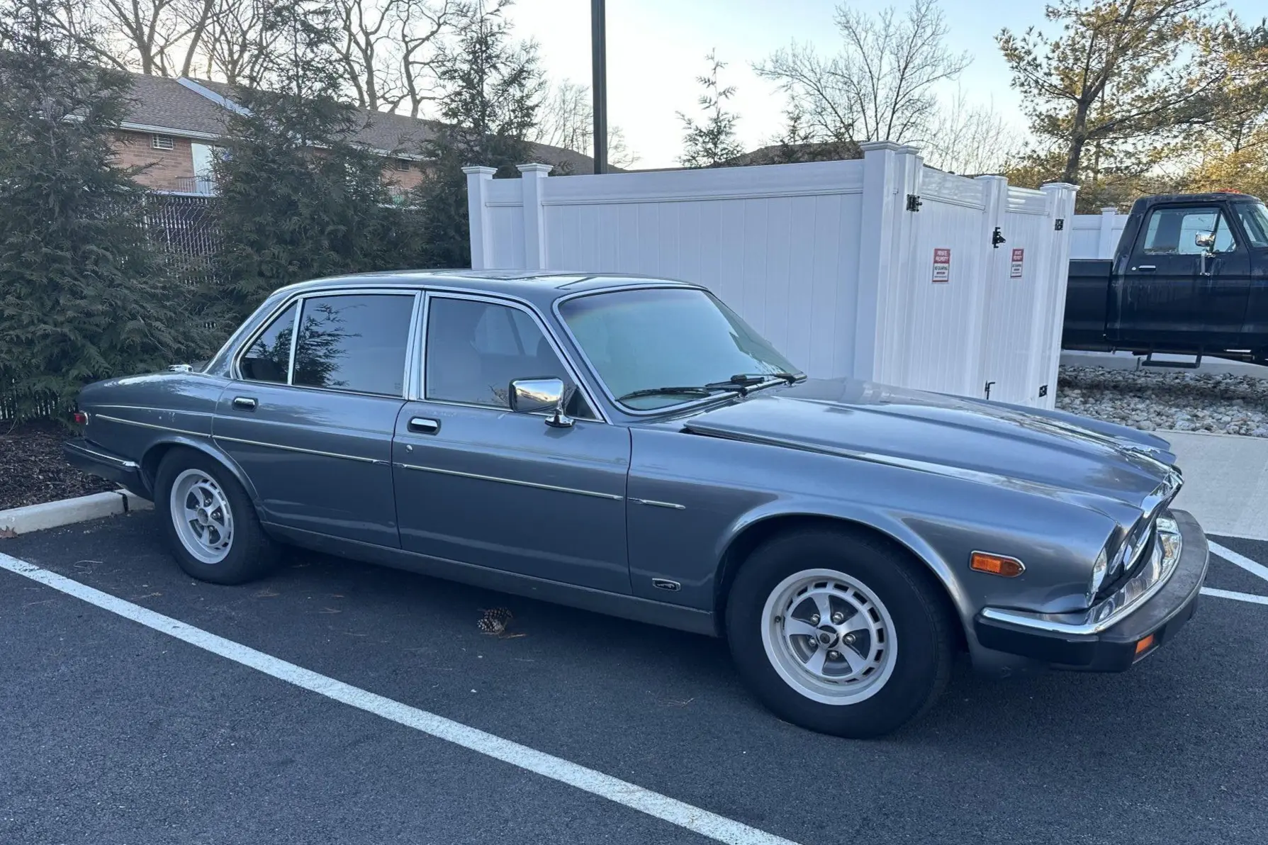1987 Jaguar XJ