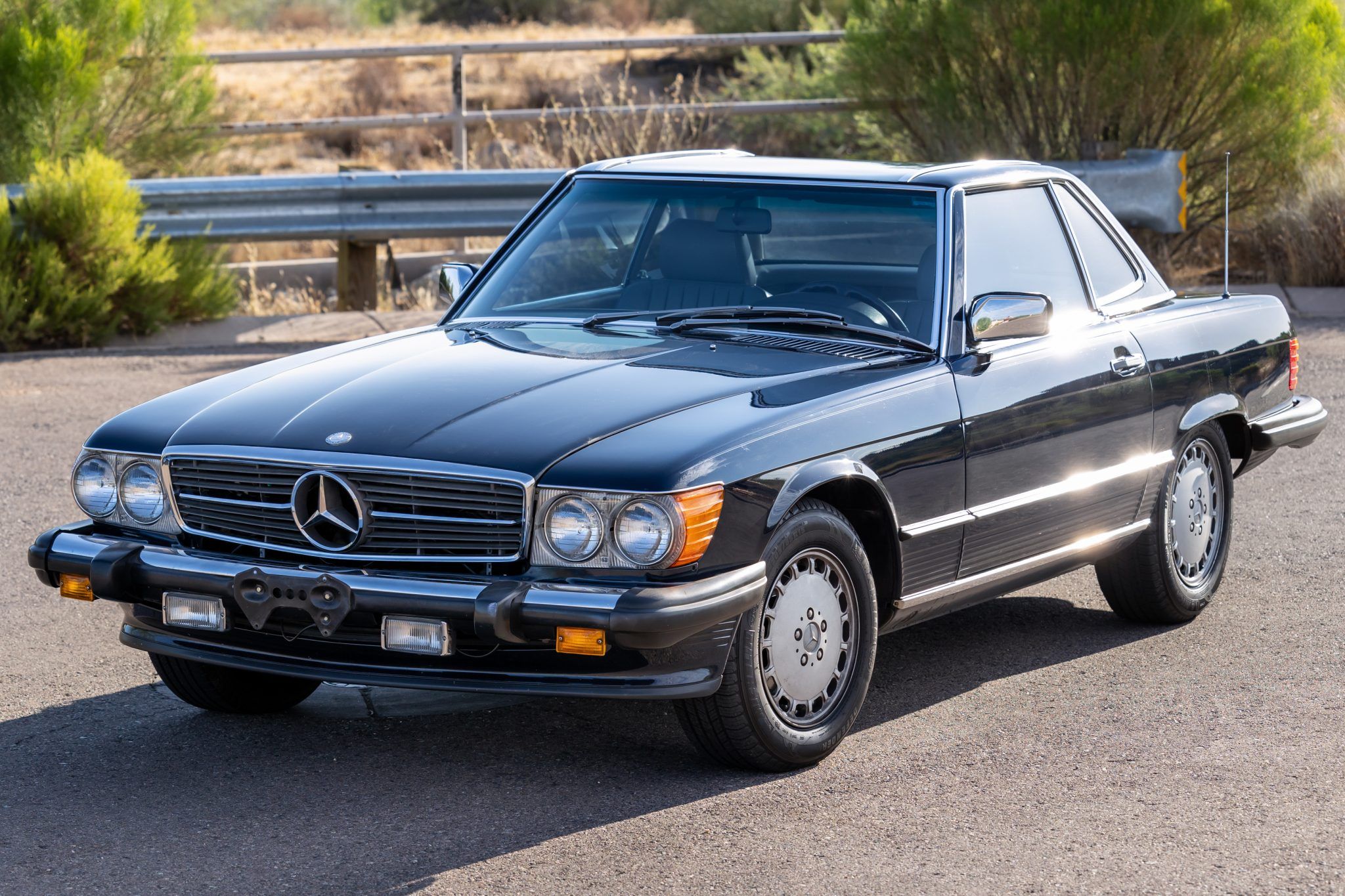 1987 Mercedes-Benz SL-Class 560SL