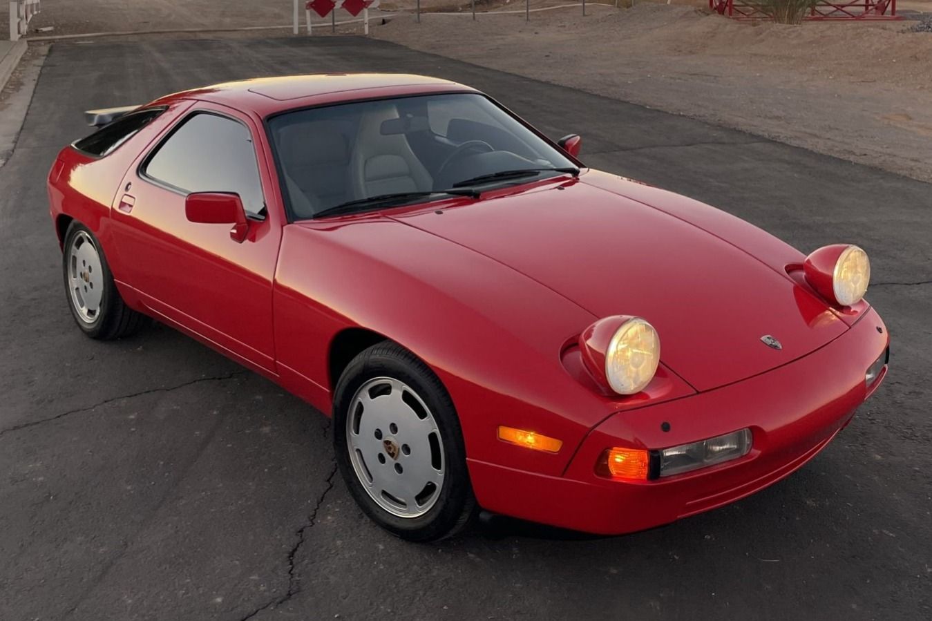 1988 Porsche 928 S4