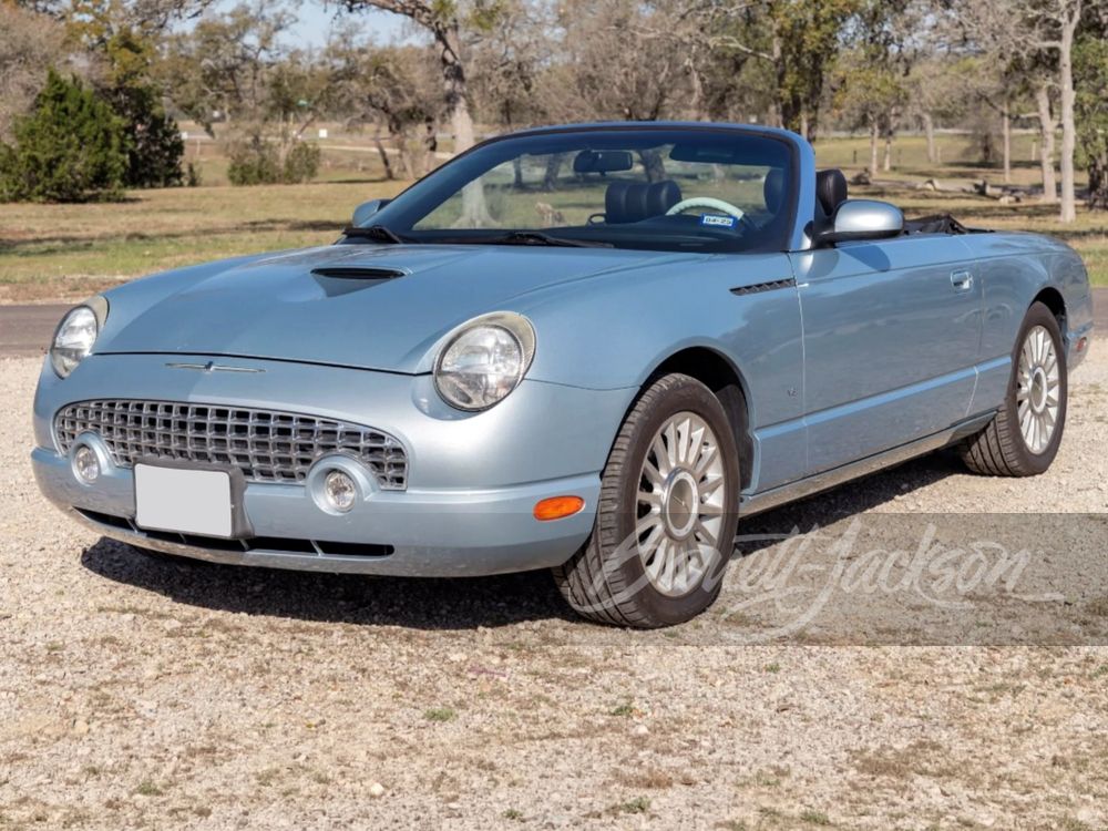 2004 Ford Thunderbird