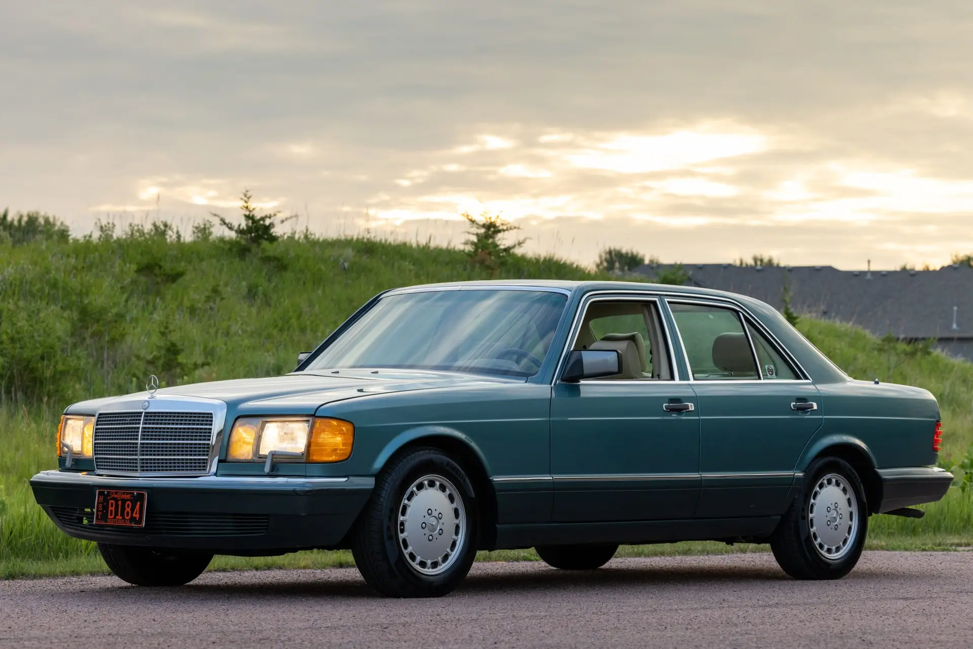1989 Mercedes-Benz S-Class