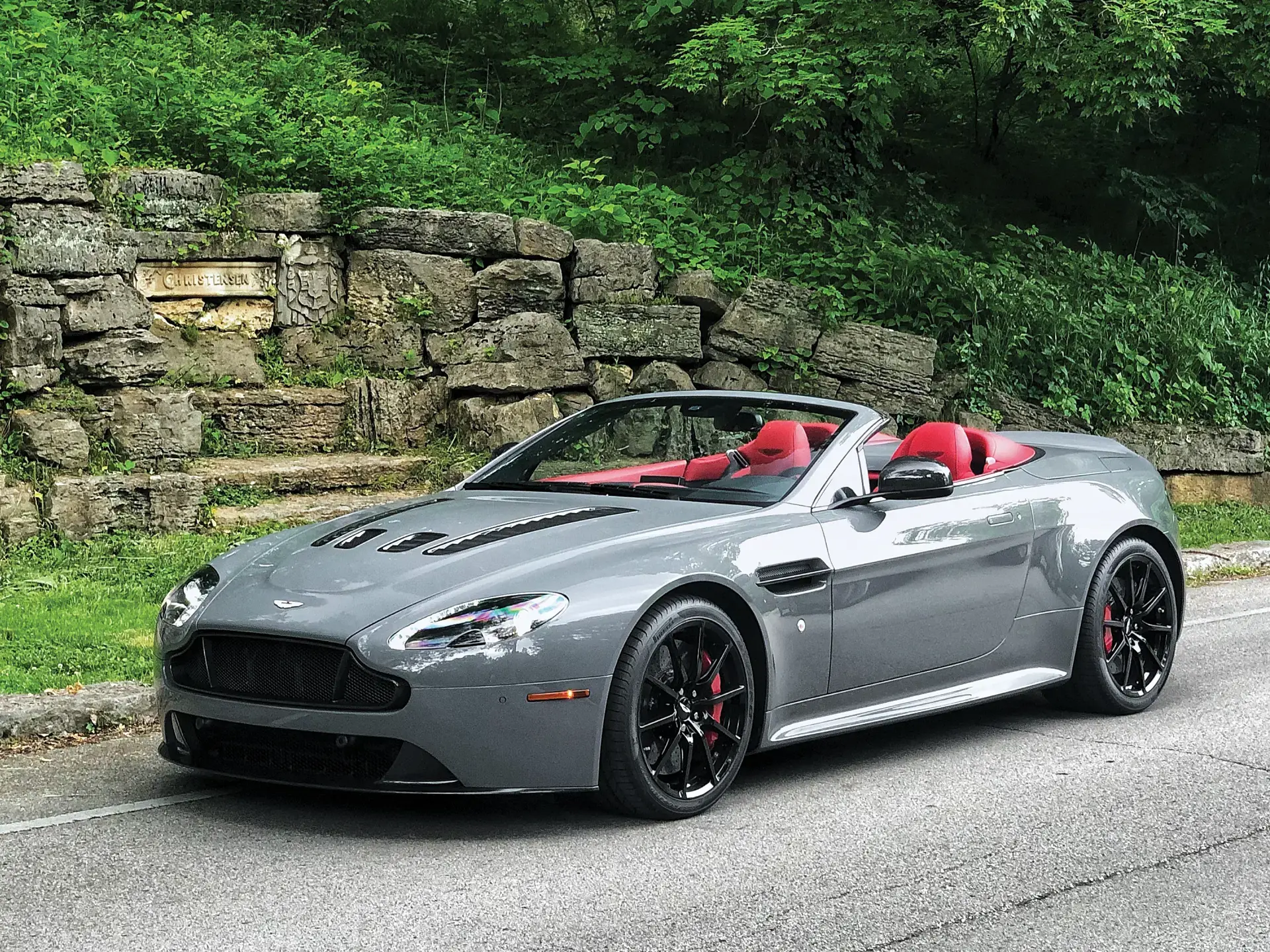 2017 Aston Martin Vantage V12 Vantage S Roadster Manual
