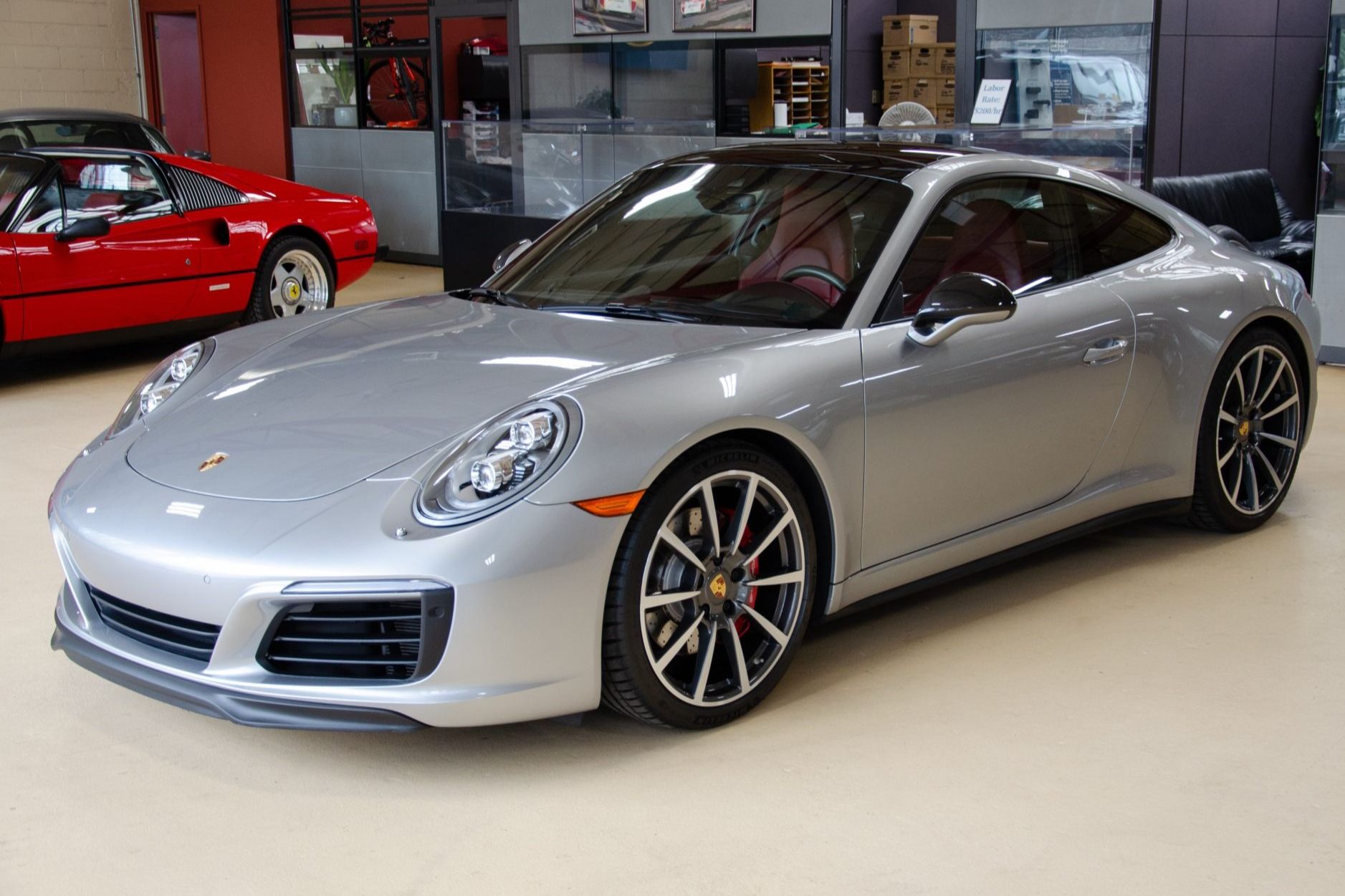 2017 Porsche 911 Carrera 4S