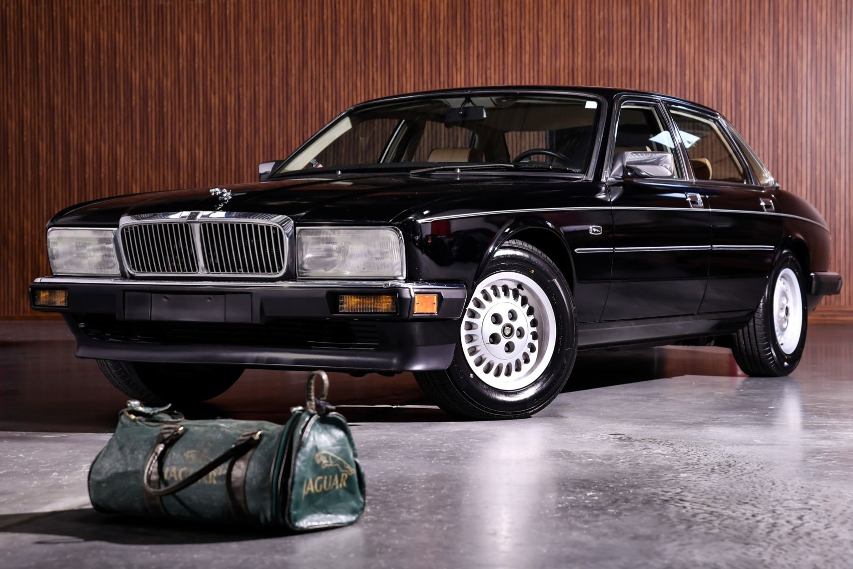 1990 Jaguar XJ
