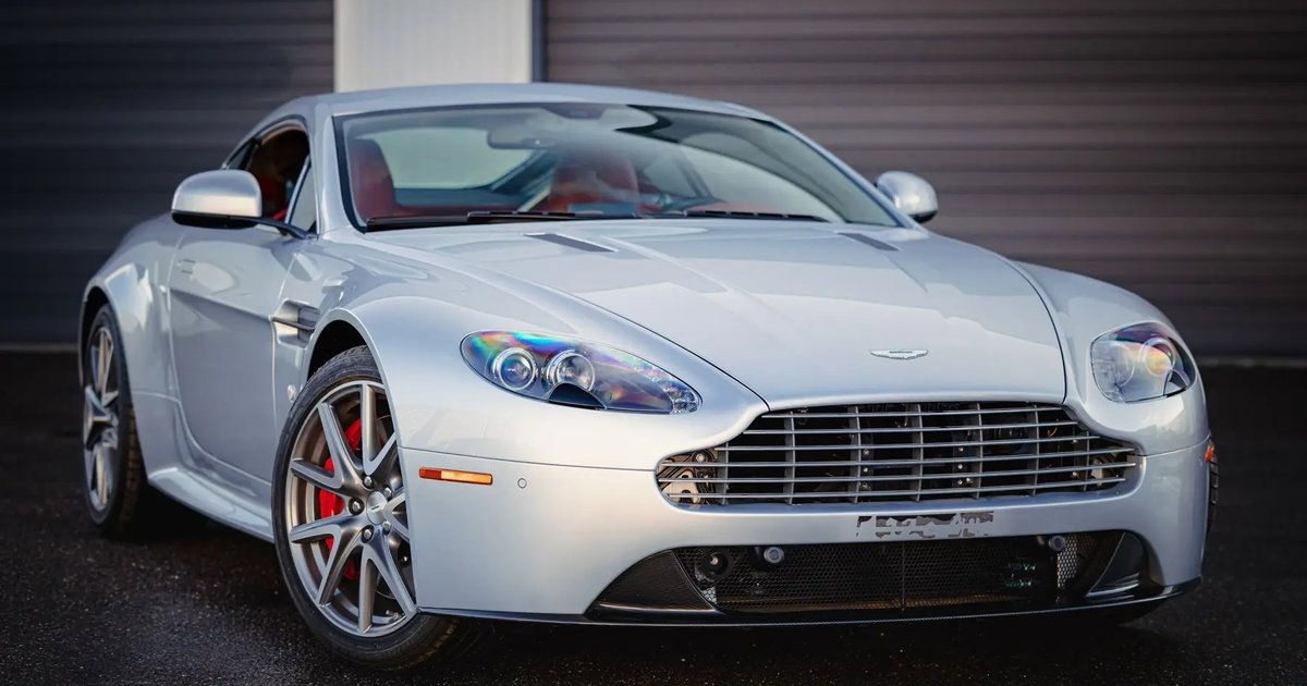 2013 Aston Martin Vantage V12 Vantage Roadster