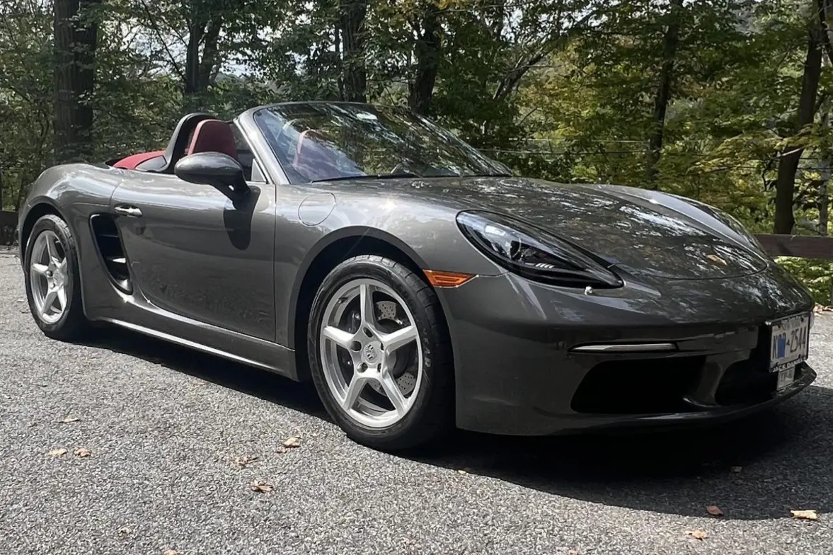 2021 Porsche Boxster
