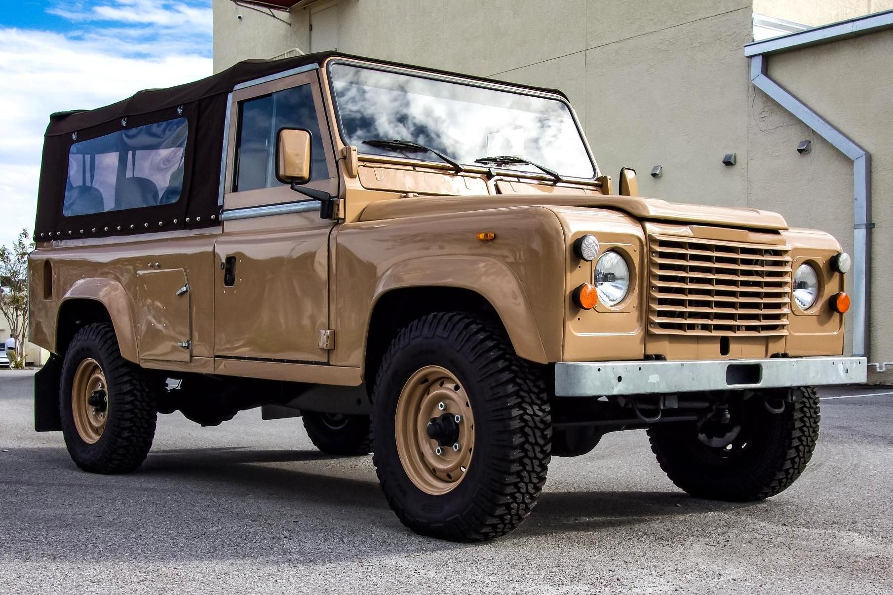 1987 Land Rover Defender 110