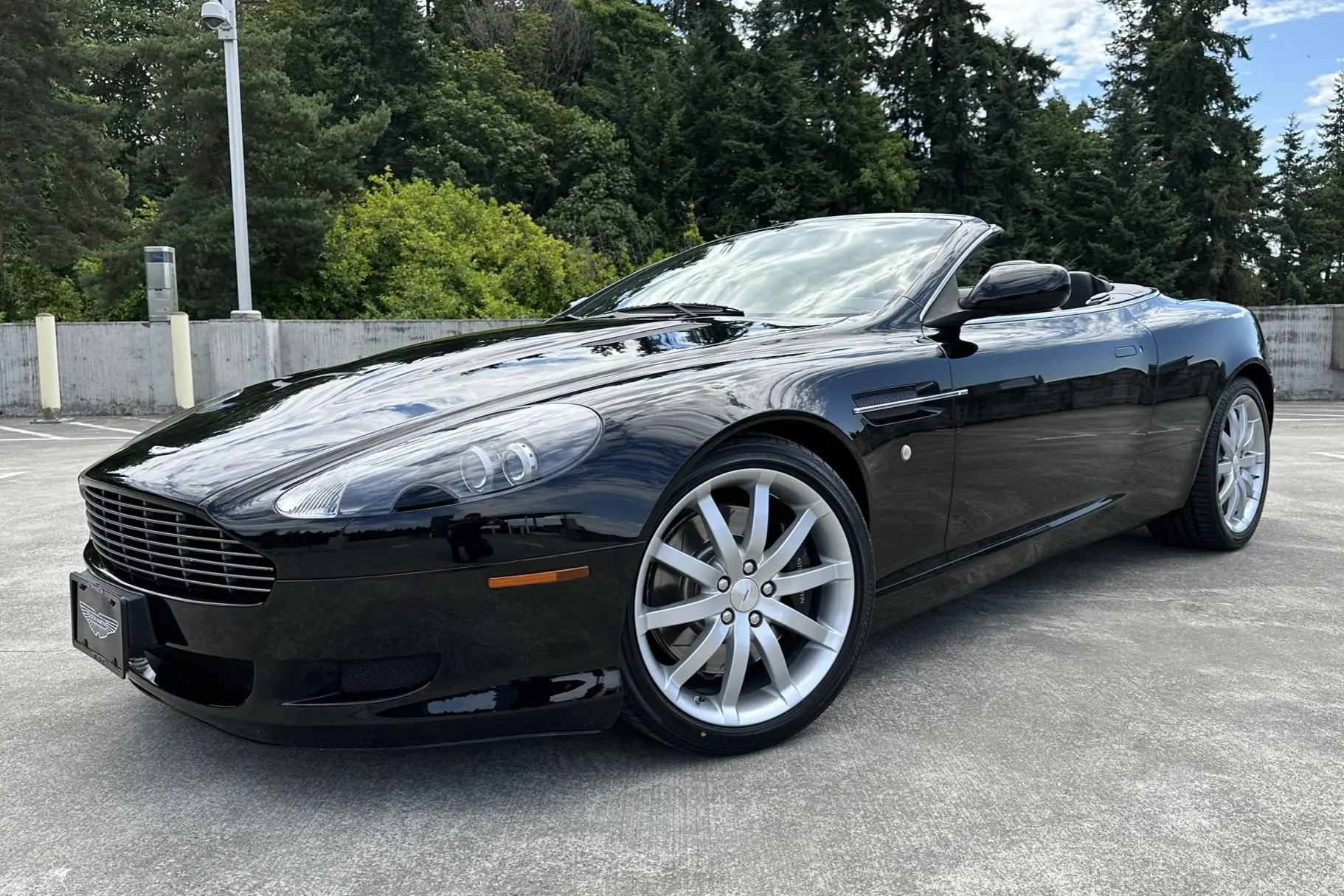 2006 Aston Martin DB9 Volante