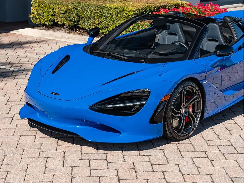 2024 McLaren 750S Coupe