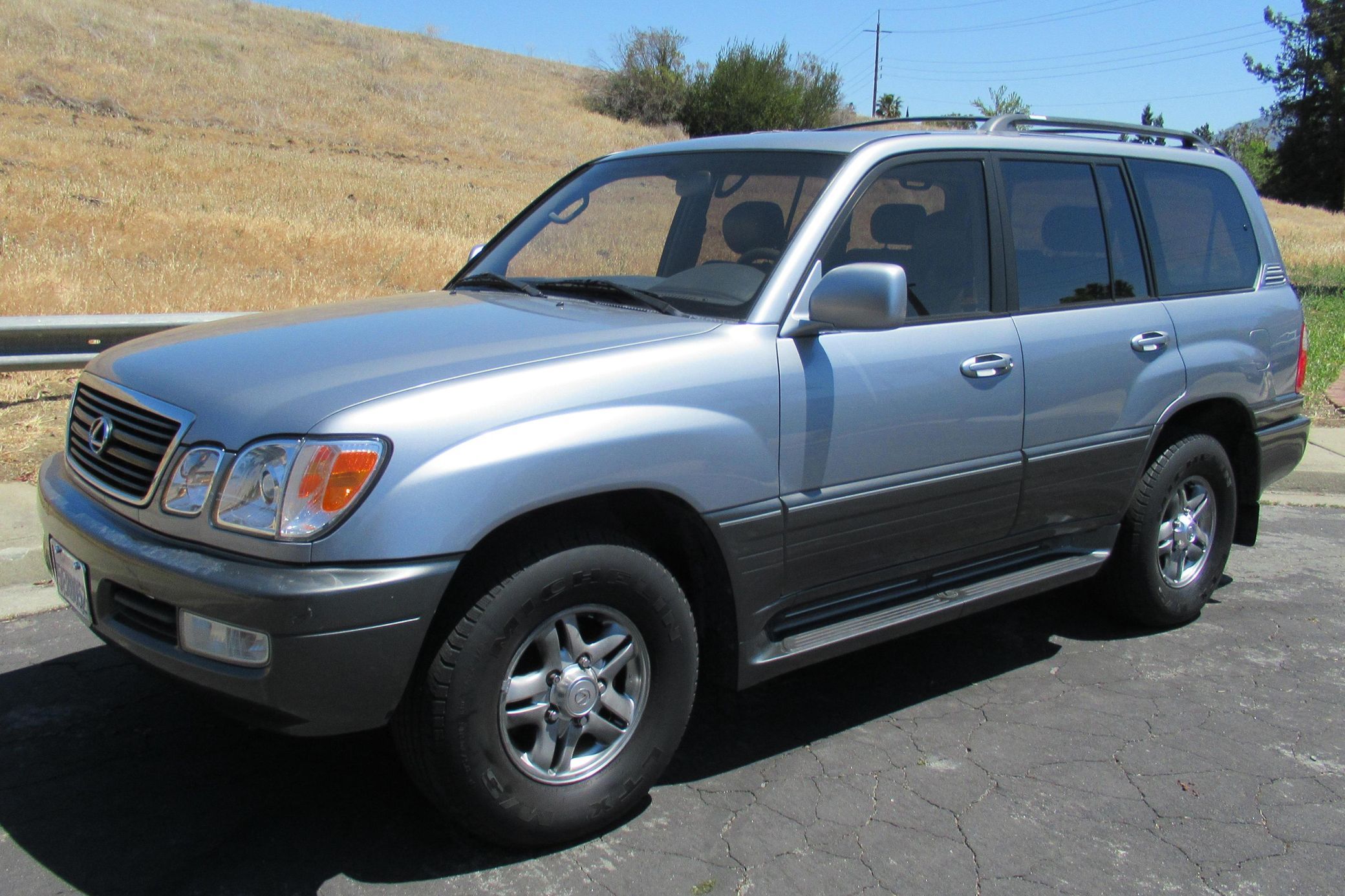 2001 Lexus LX