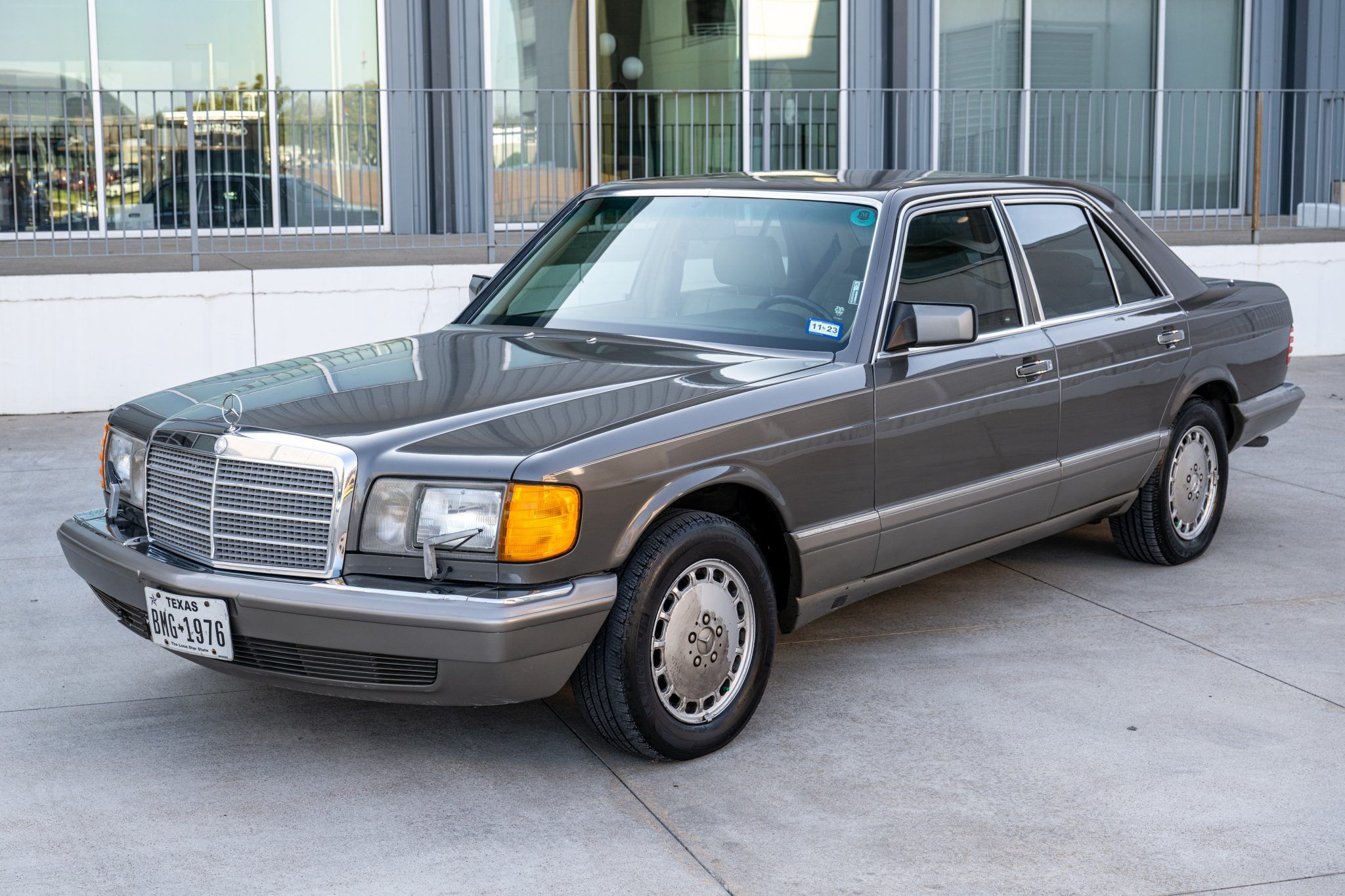 1990 Mercedes-Benz S-Class