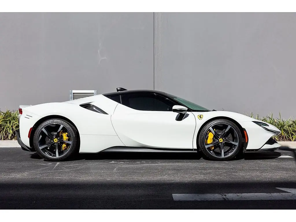 2021 Ferrari SF90 Stradale