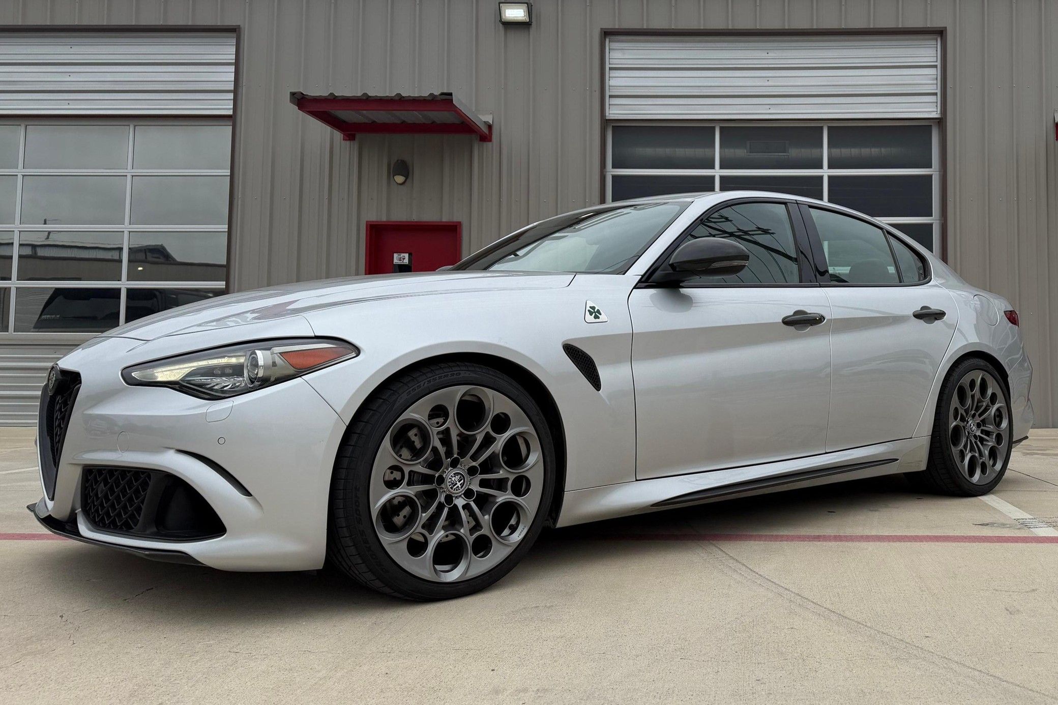2017 Alfa Romeo Giulia Quadrifoglio