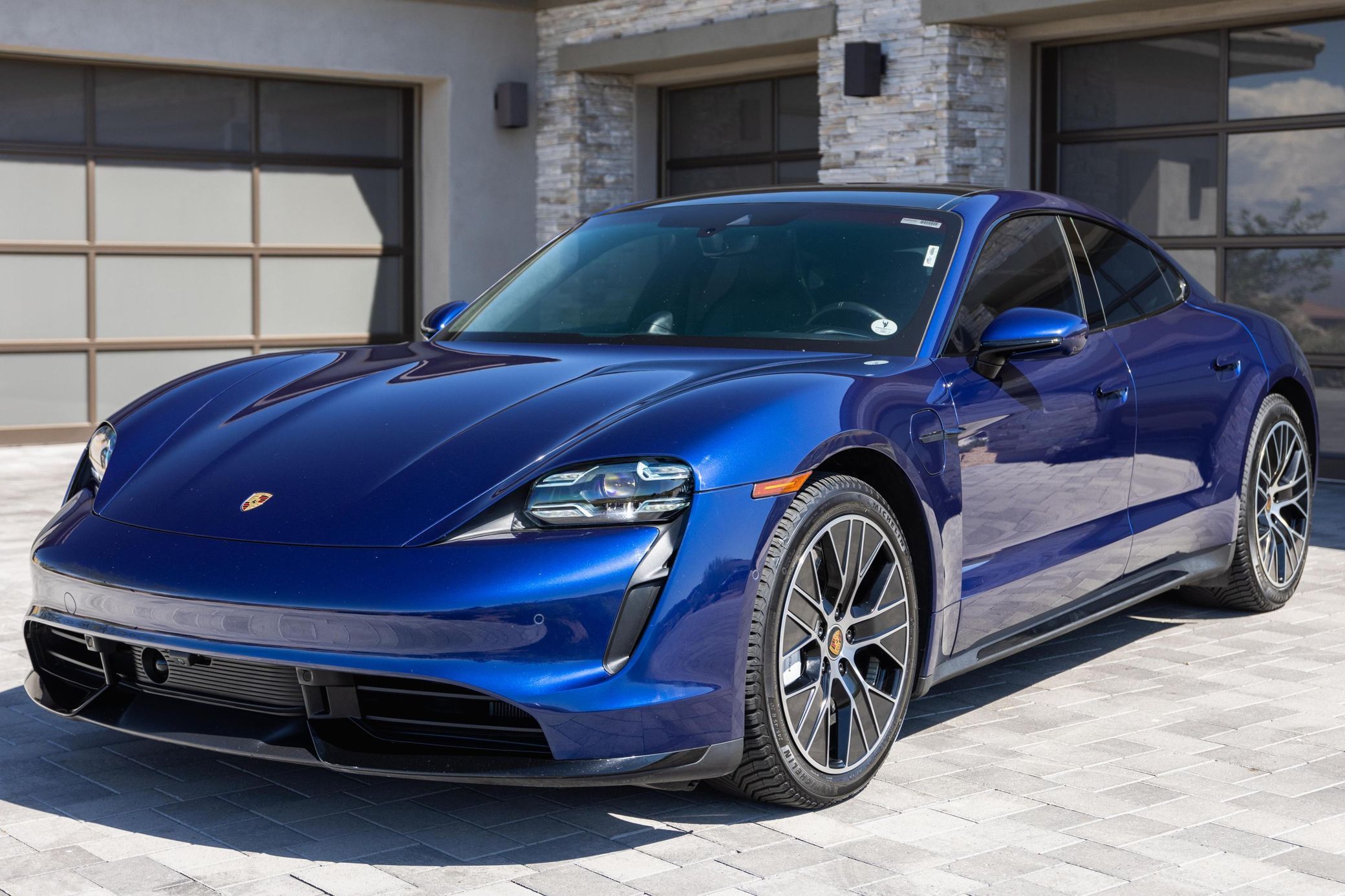 2020 Porsche Taycan Turbo