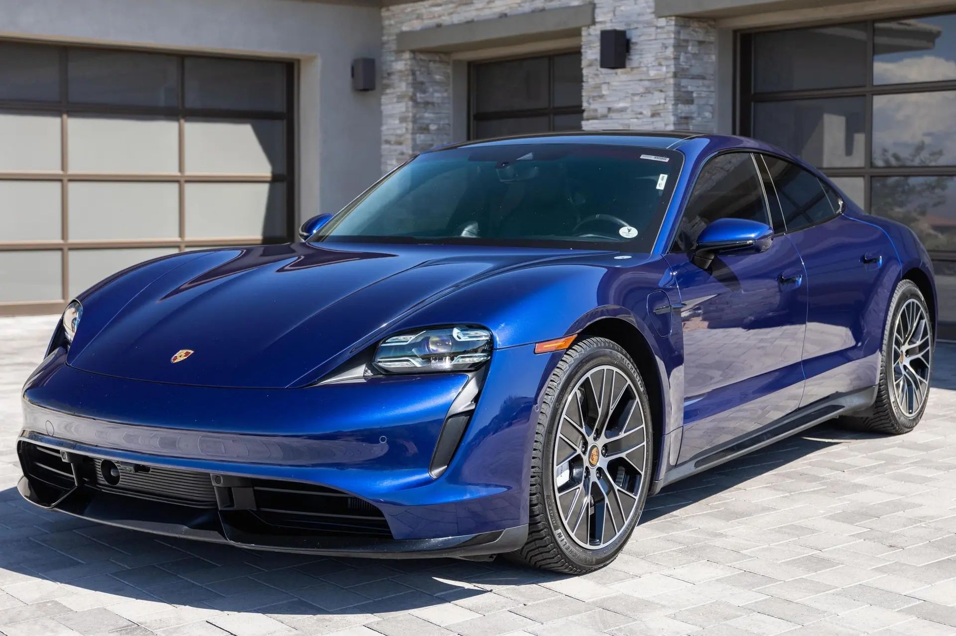 2020 Porsche Taycan Turbo