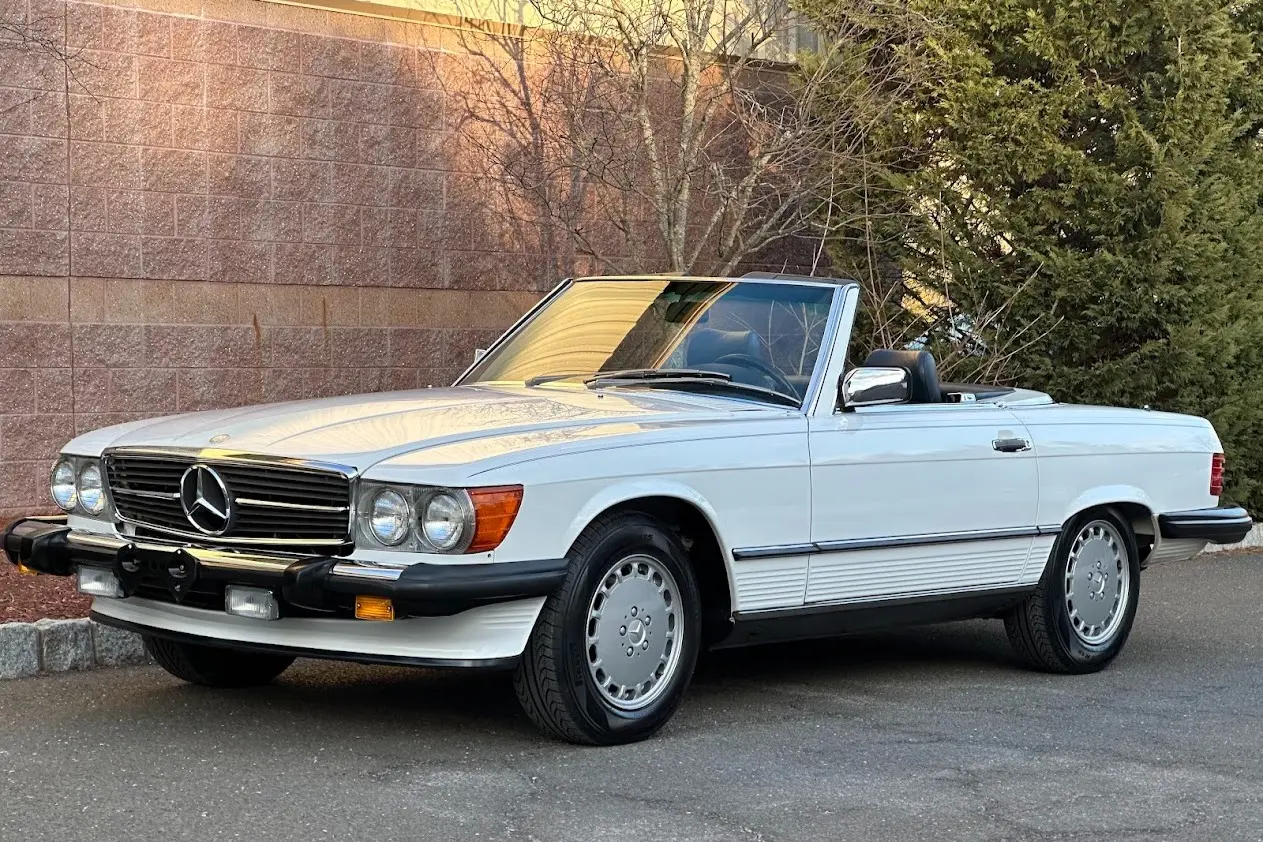 1988 Mercedes-Benz SL-Class 560SL