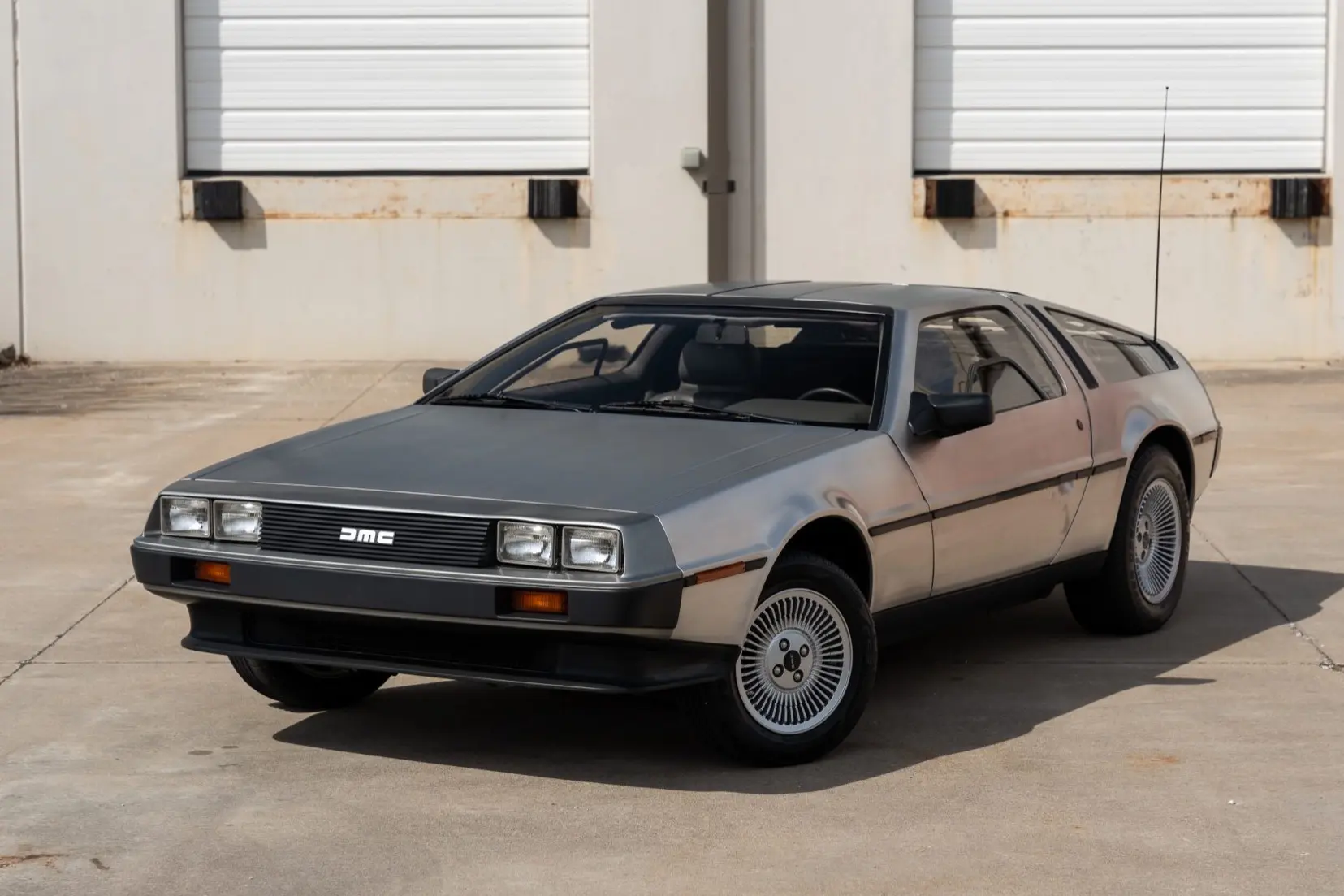 1981 DeLorean DMC-12