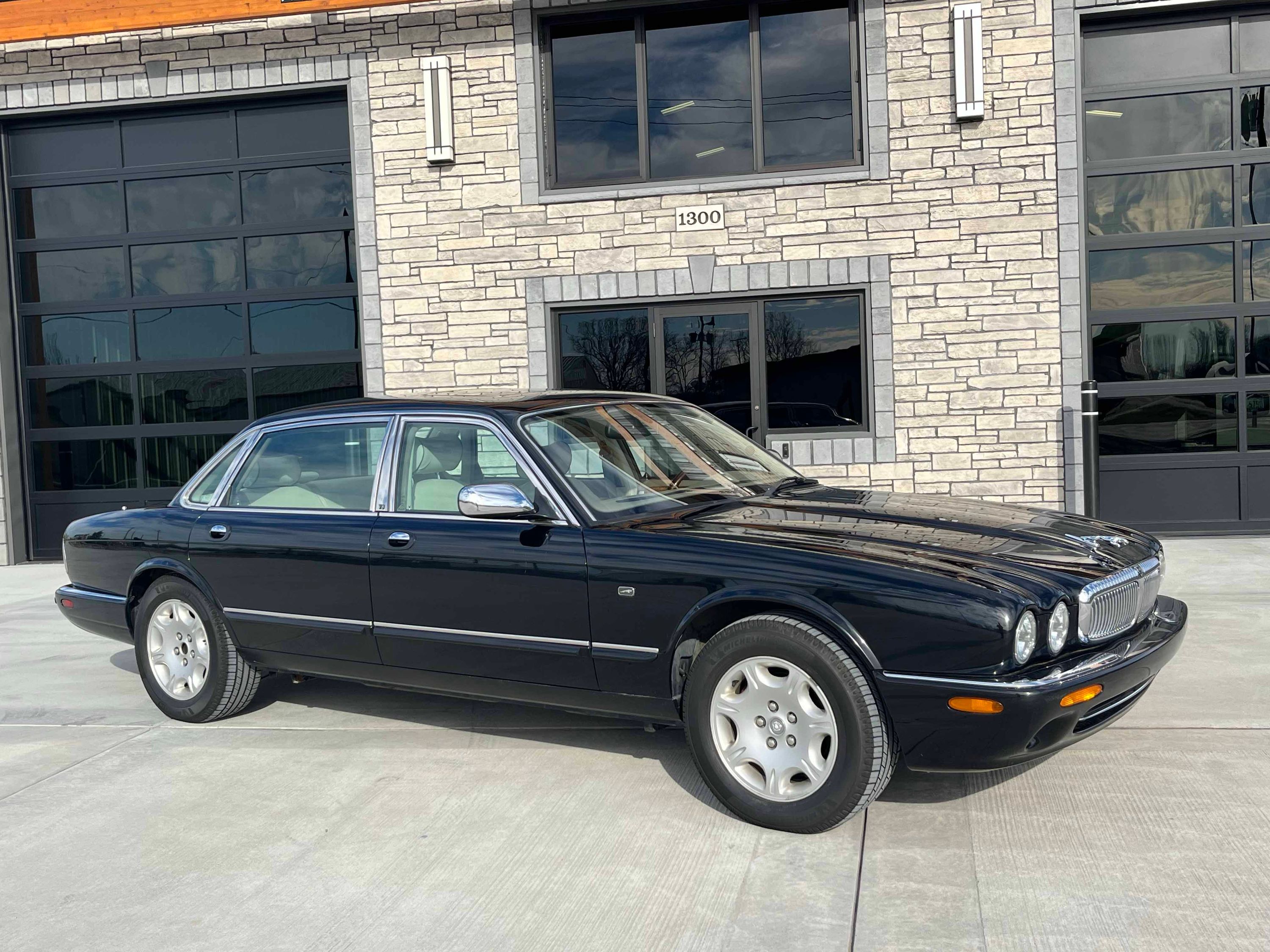 2003 Jaguar XJ