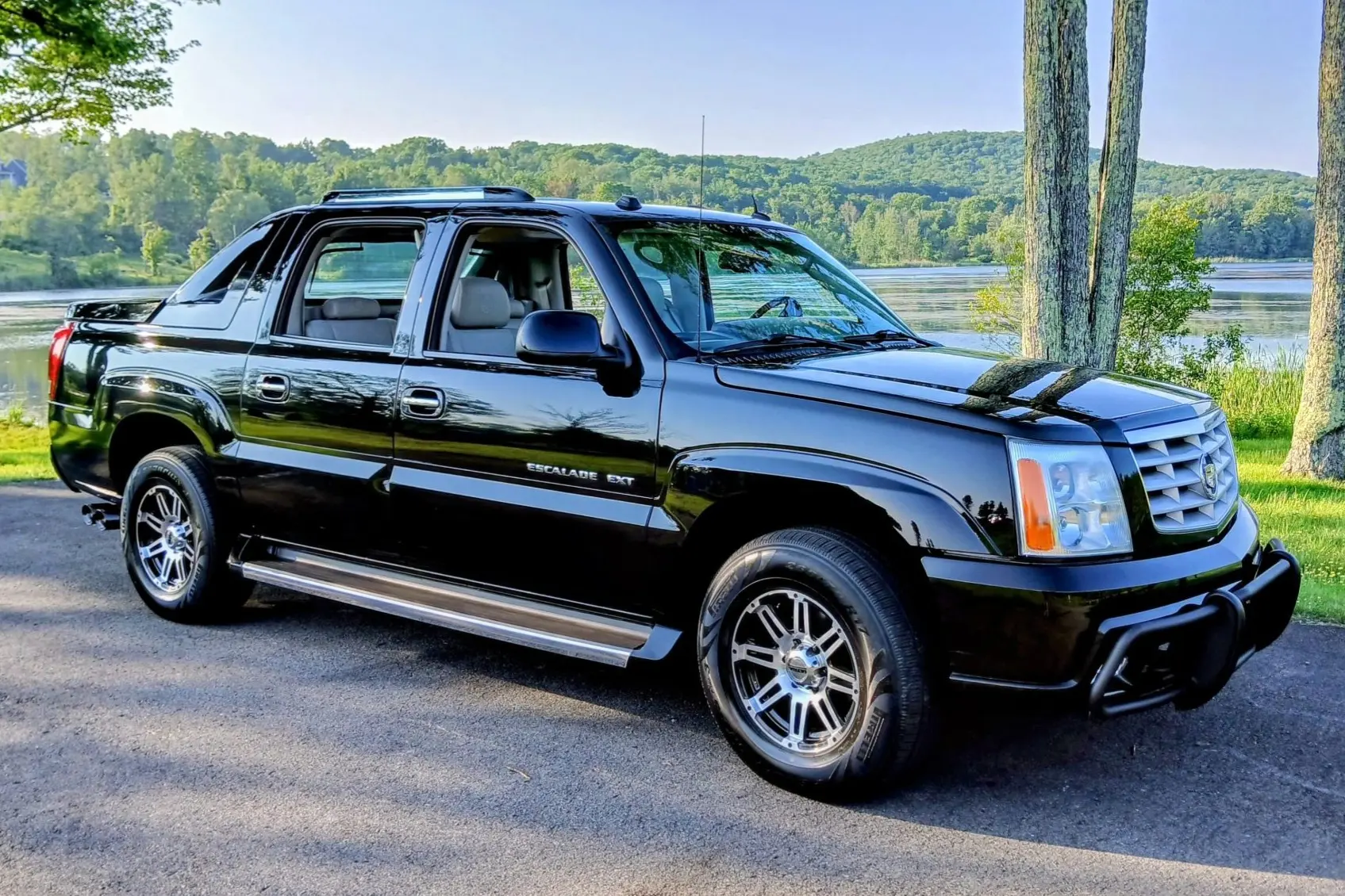 2005 Cadillac Escalade