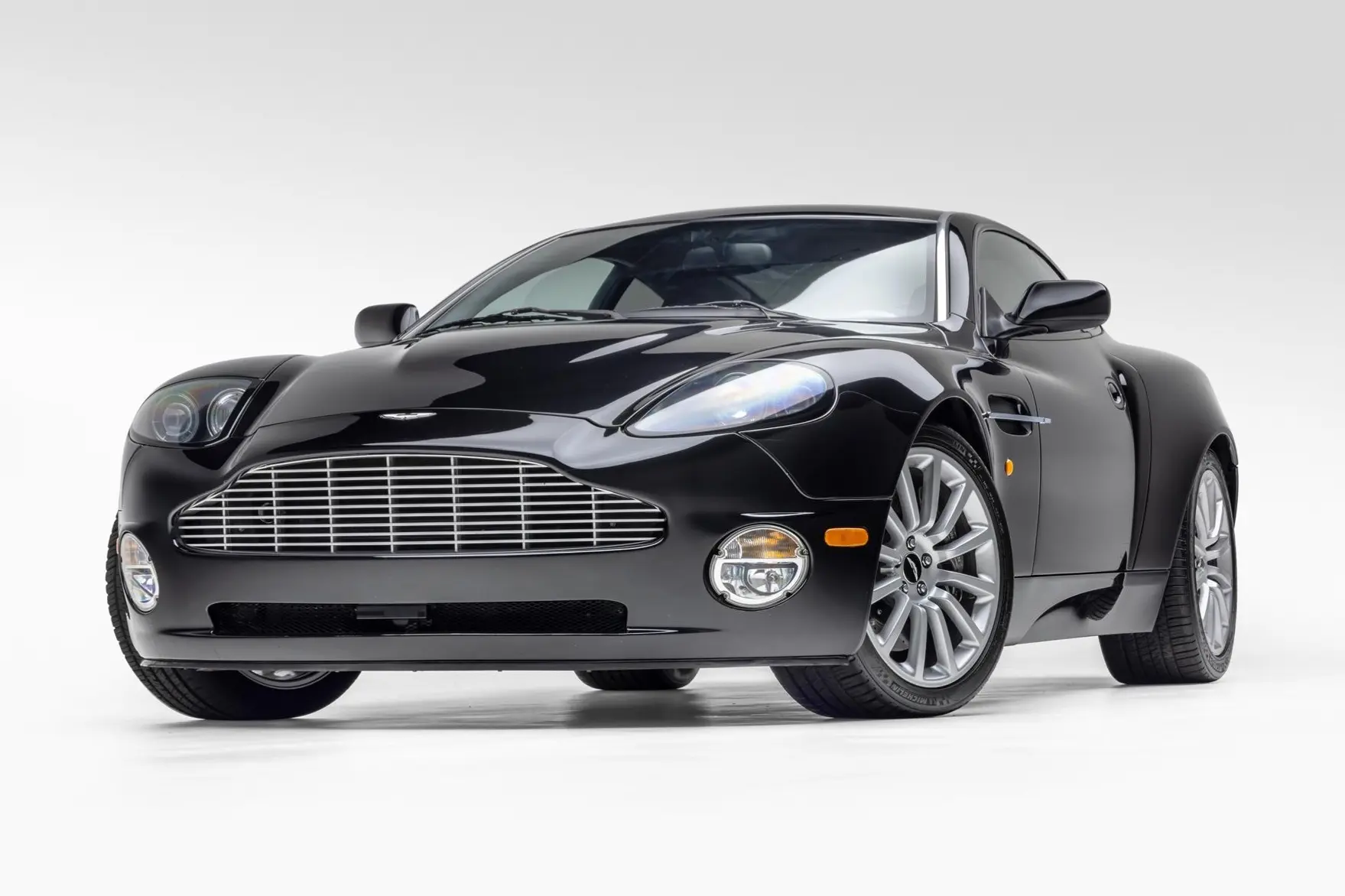 2003 Aston Martin Vanquish V12 Vanquish