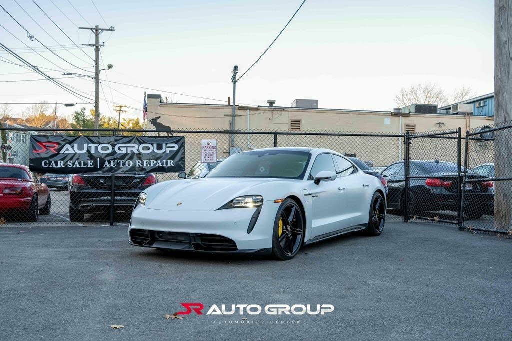 2020 Porsche Taycan Turbo S