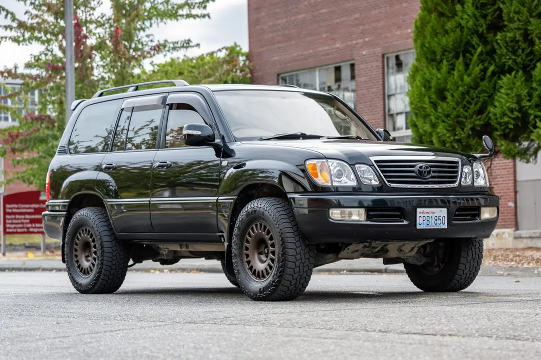 1998 Toyota Land Cruiser, sold Oct 2026