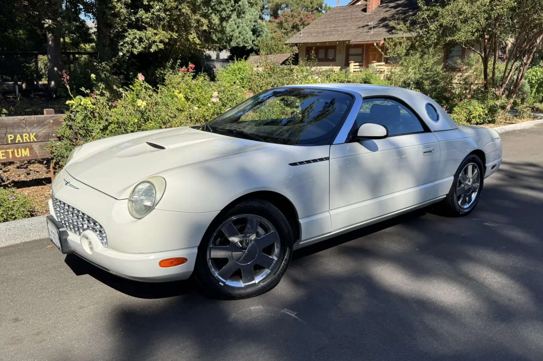 2002 Ford Thunderbird