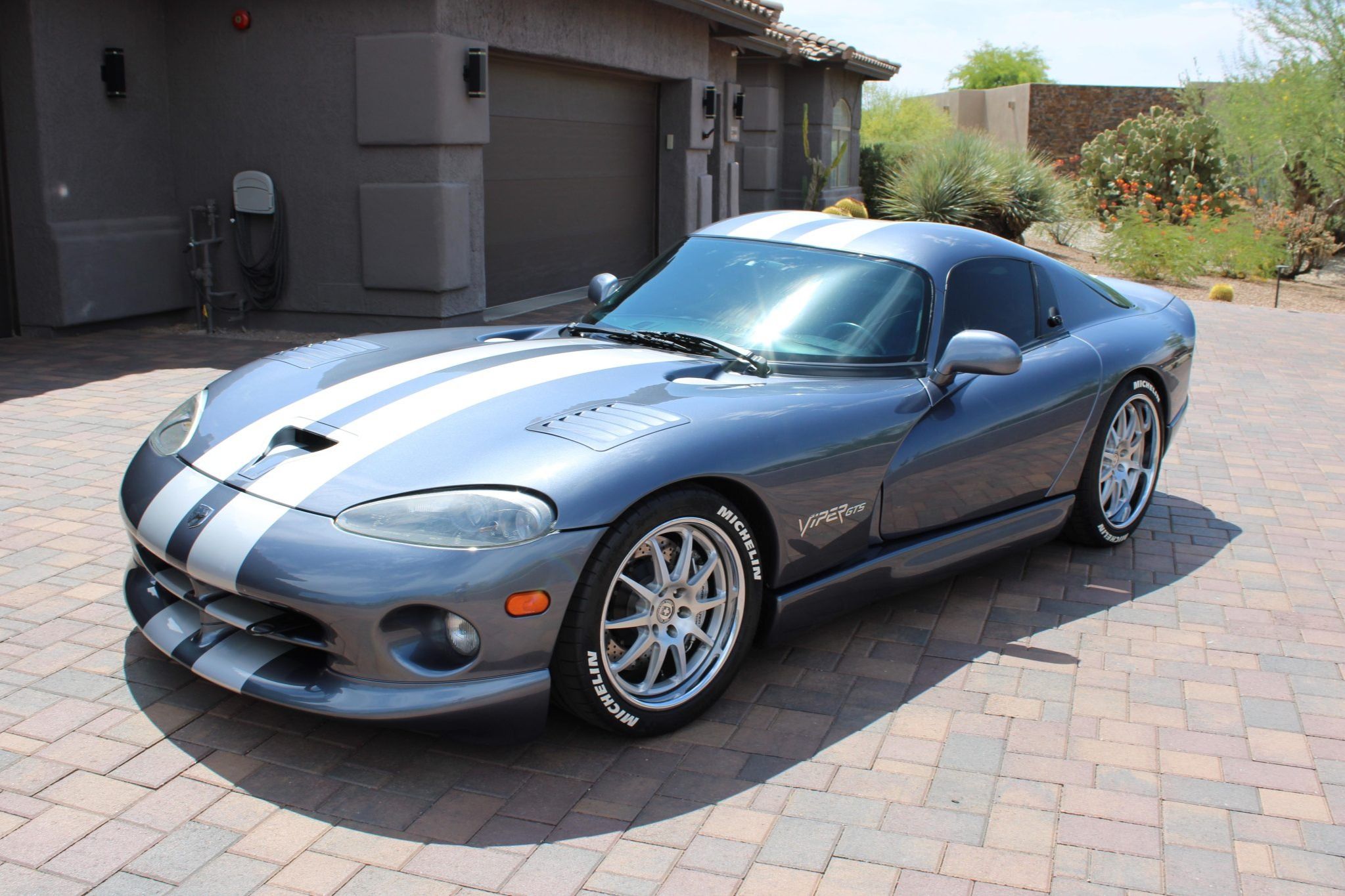 2000 Dodge Viper GTS