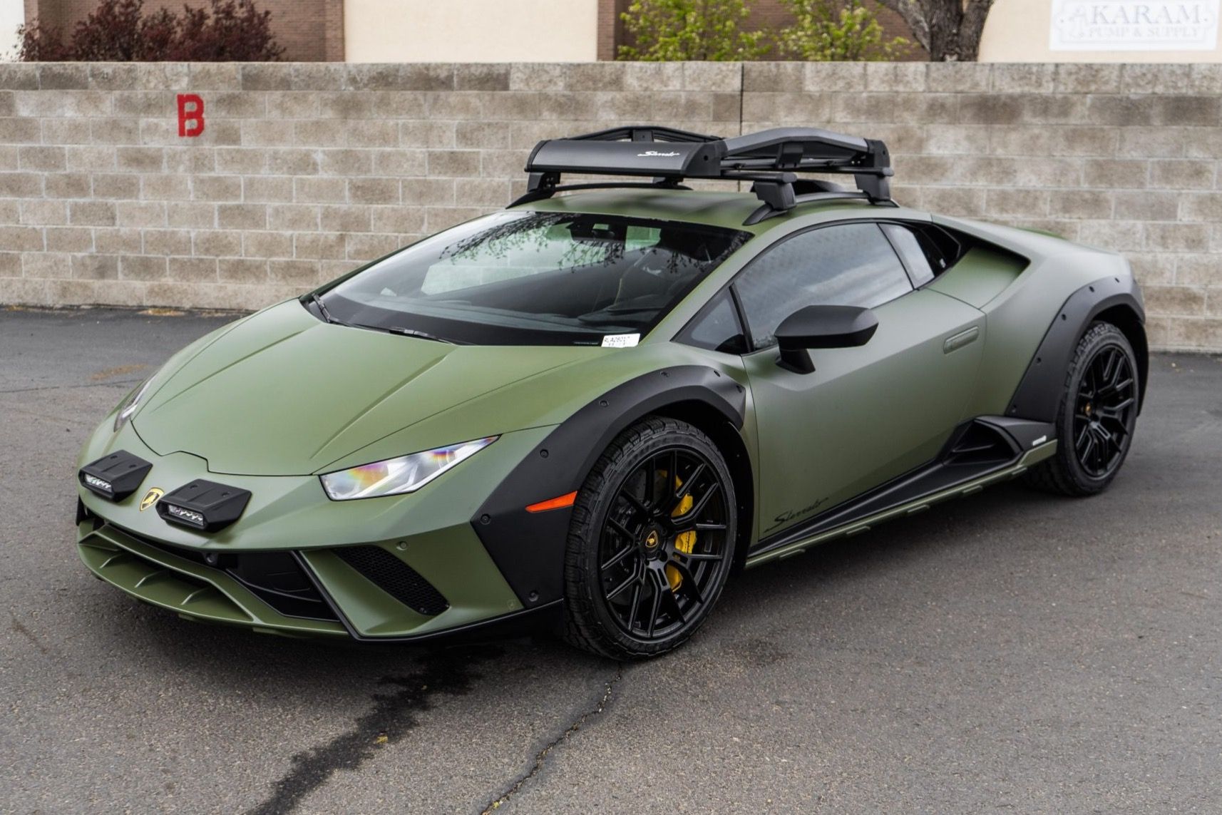 2024 Lamborghini Huracán Sterrato