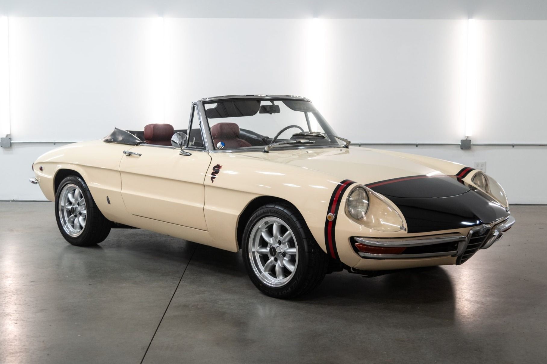 1969 Alfa Romeo 105 Series Spider
