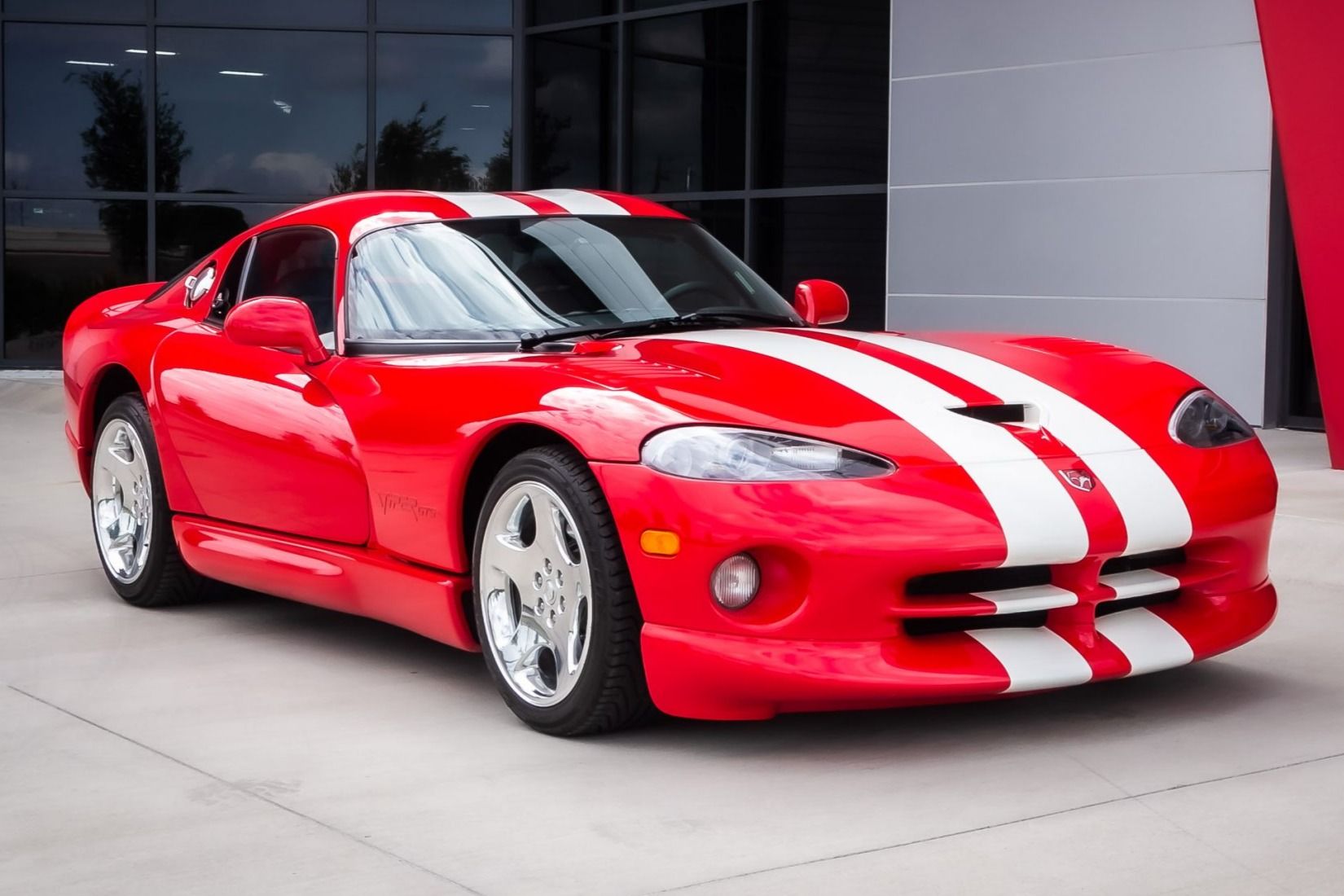 2002 Dodge Viper GTS