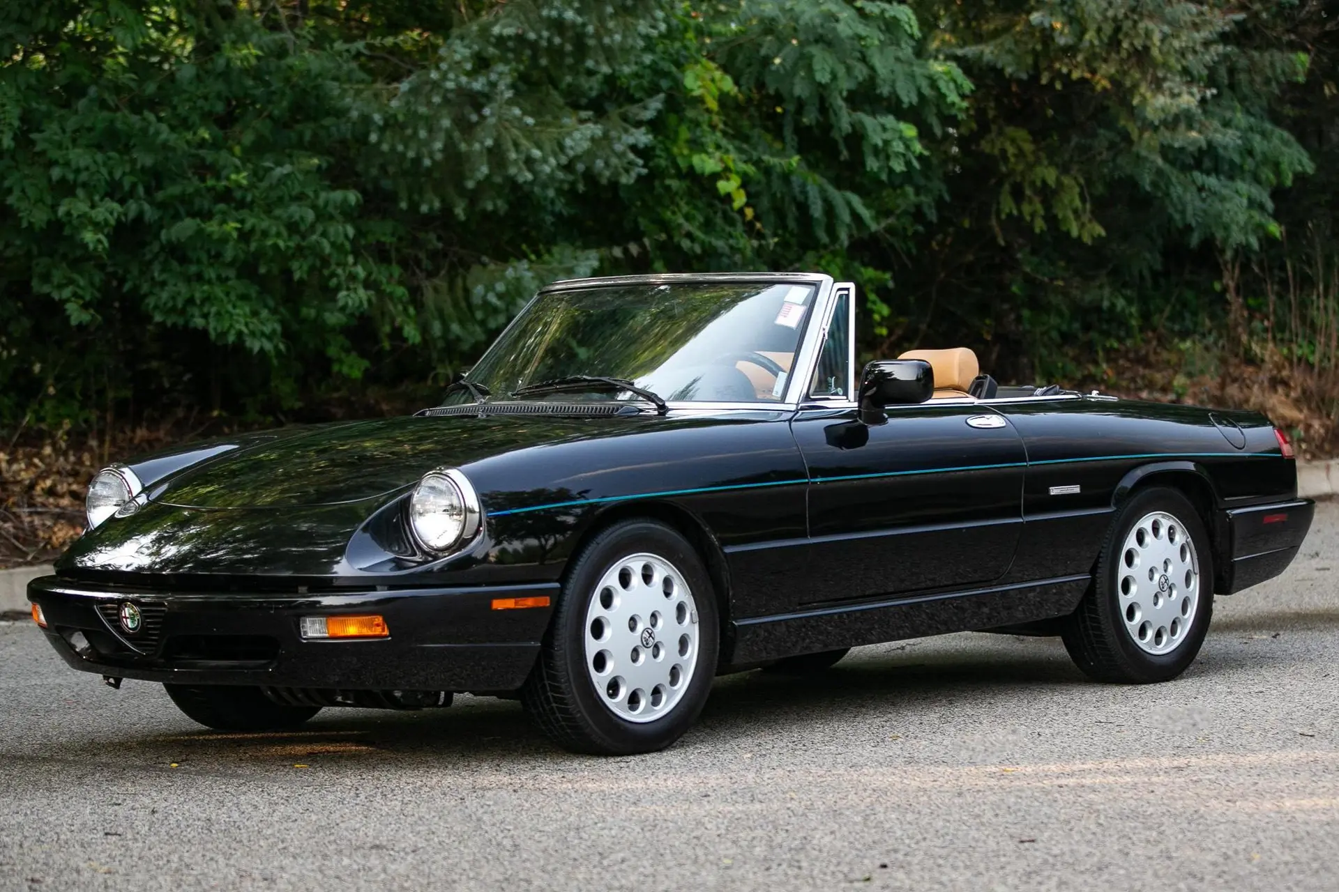 1993 Alfa Romeo 105 Series Spider