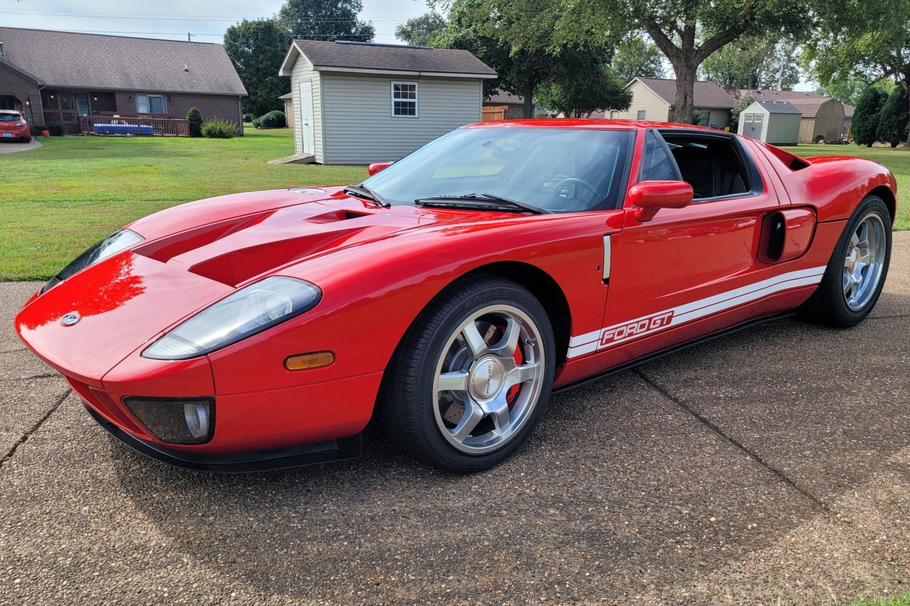 2005 Ford GT