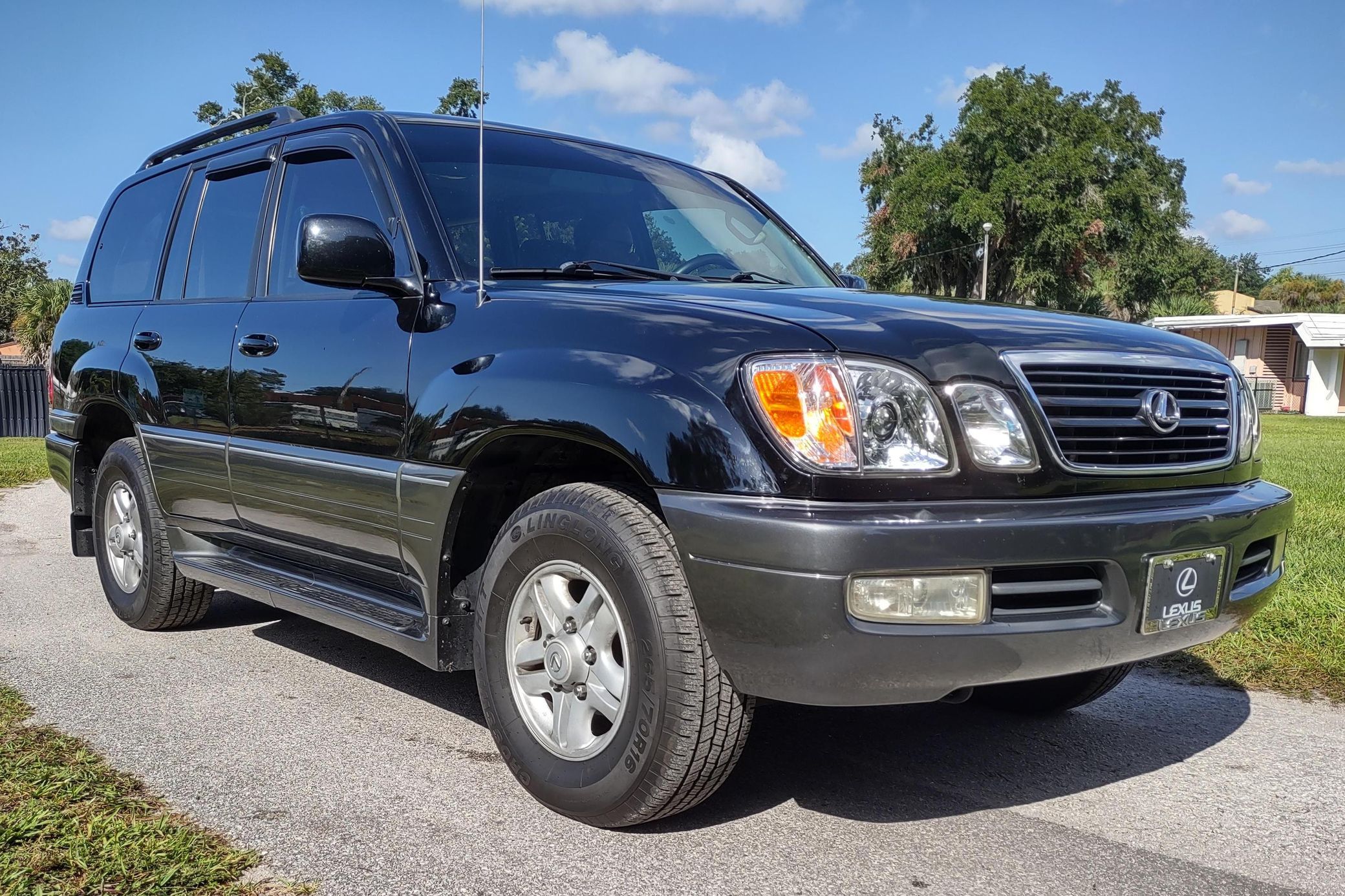 1999 Lexus LX