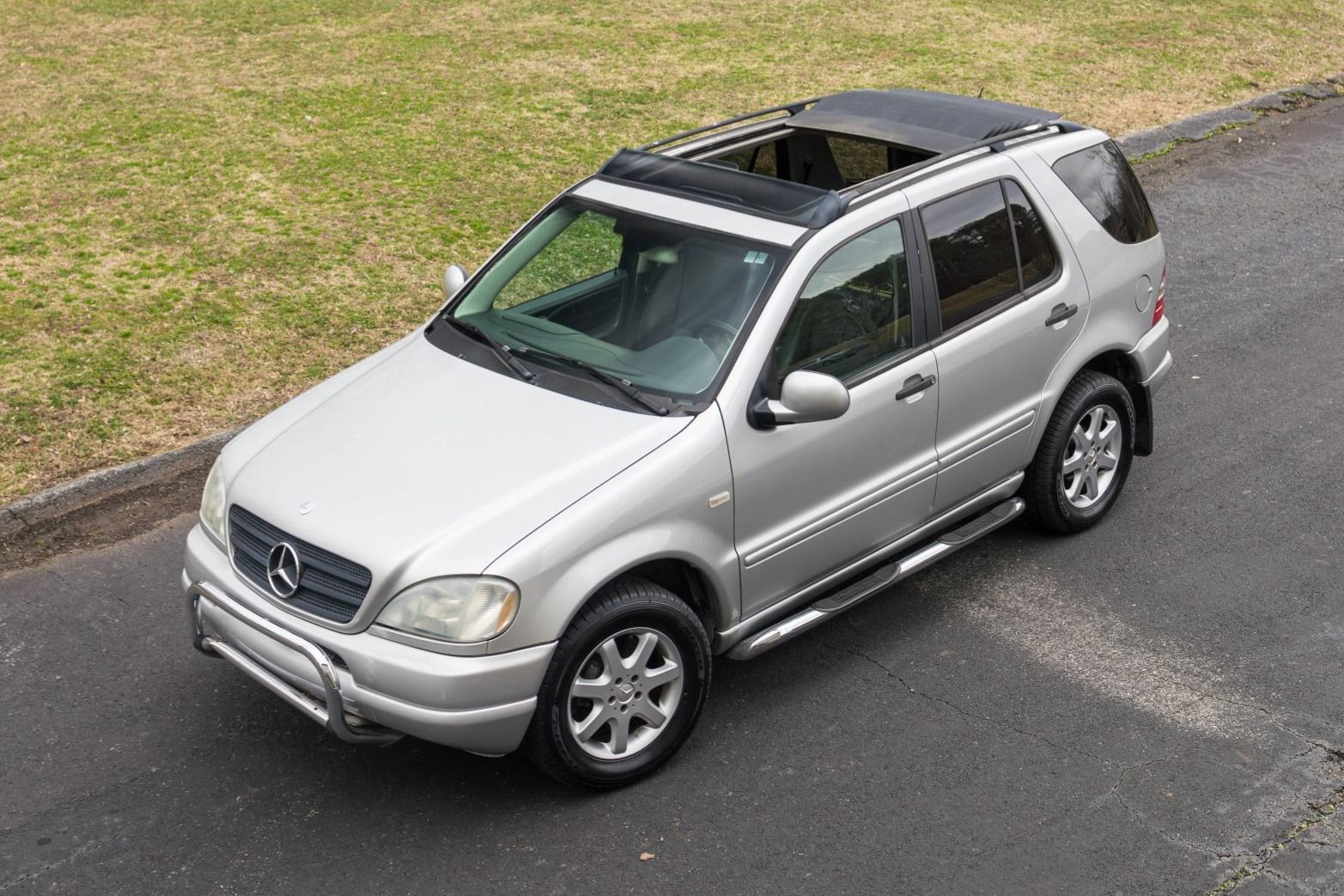 2000 Mercedes-Benz M-Class
