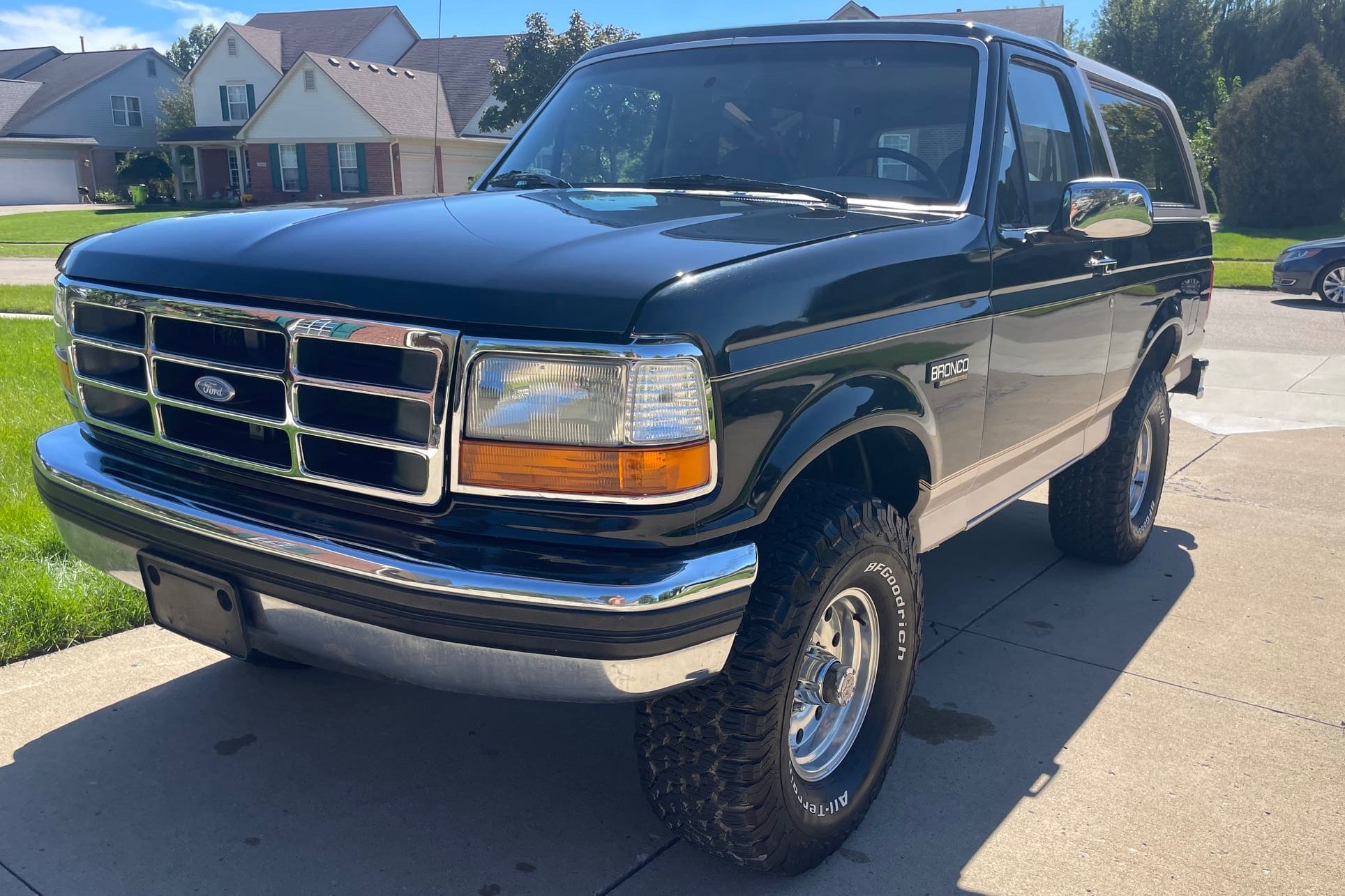 1992 Ford Bronco, sold Oct 2026