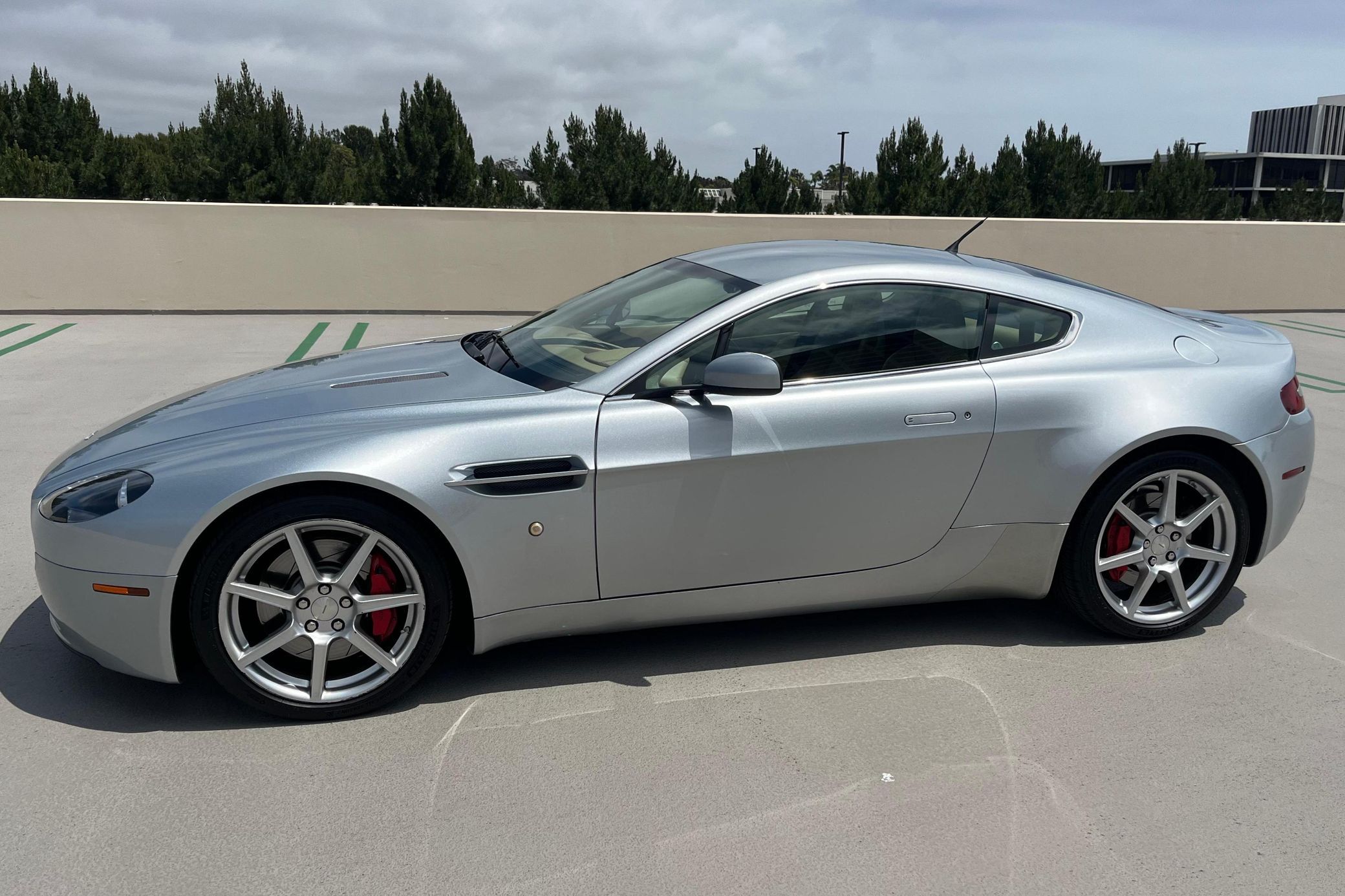 2007 Aston Martin Vantage Vantage 4.3 Coupe