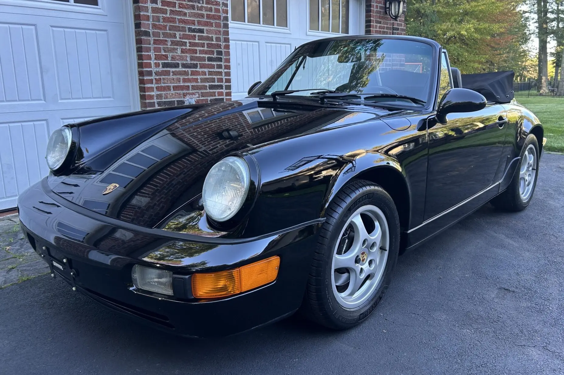 1992 Porsche 911 Carrera 2 Cabriolet