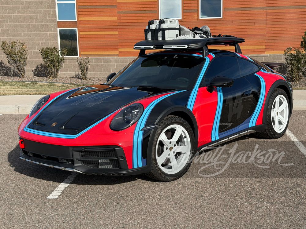 2024 Porsche 911 Dakar