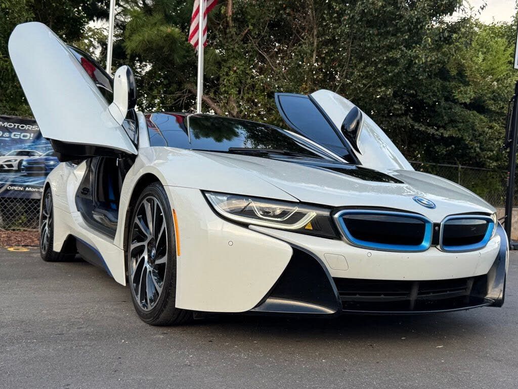 2017 BMW i8