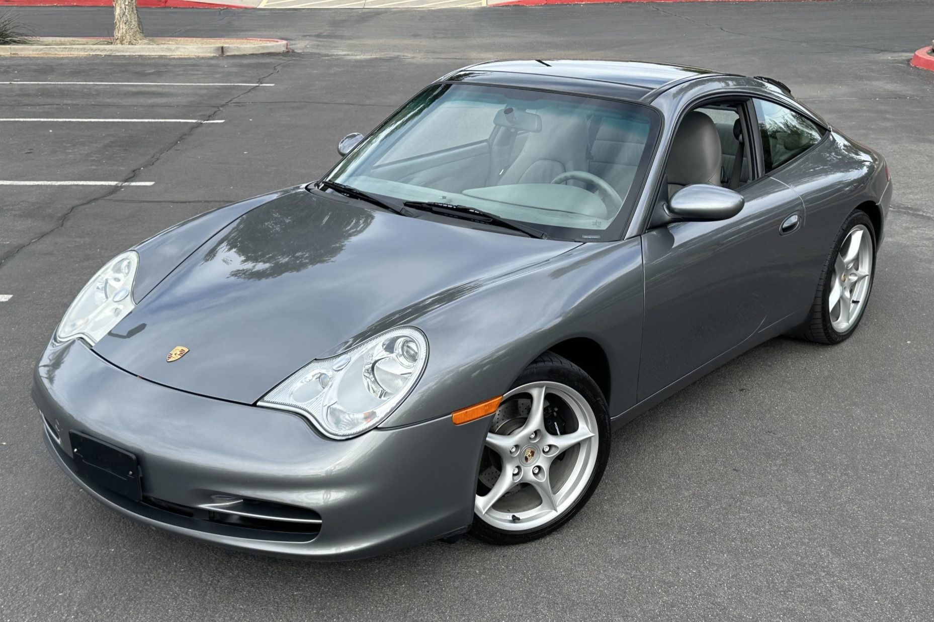 2004 Porsche 911 Carrera